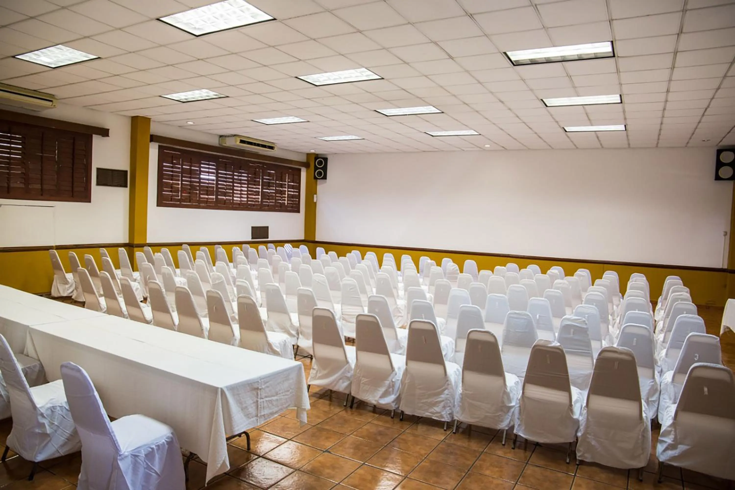 Meeting/conference room in Hotel & Suites Villa del Sol