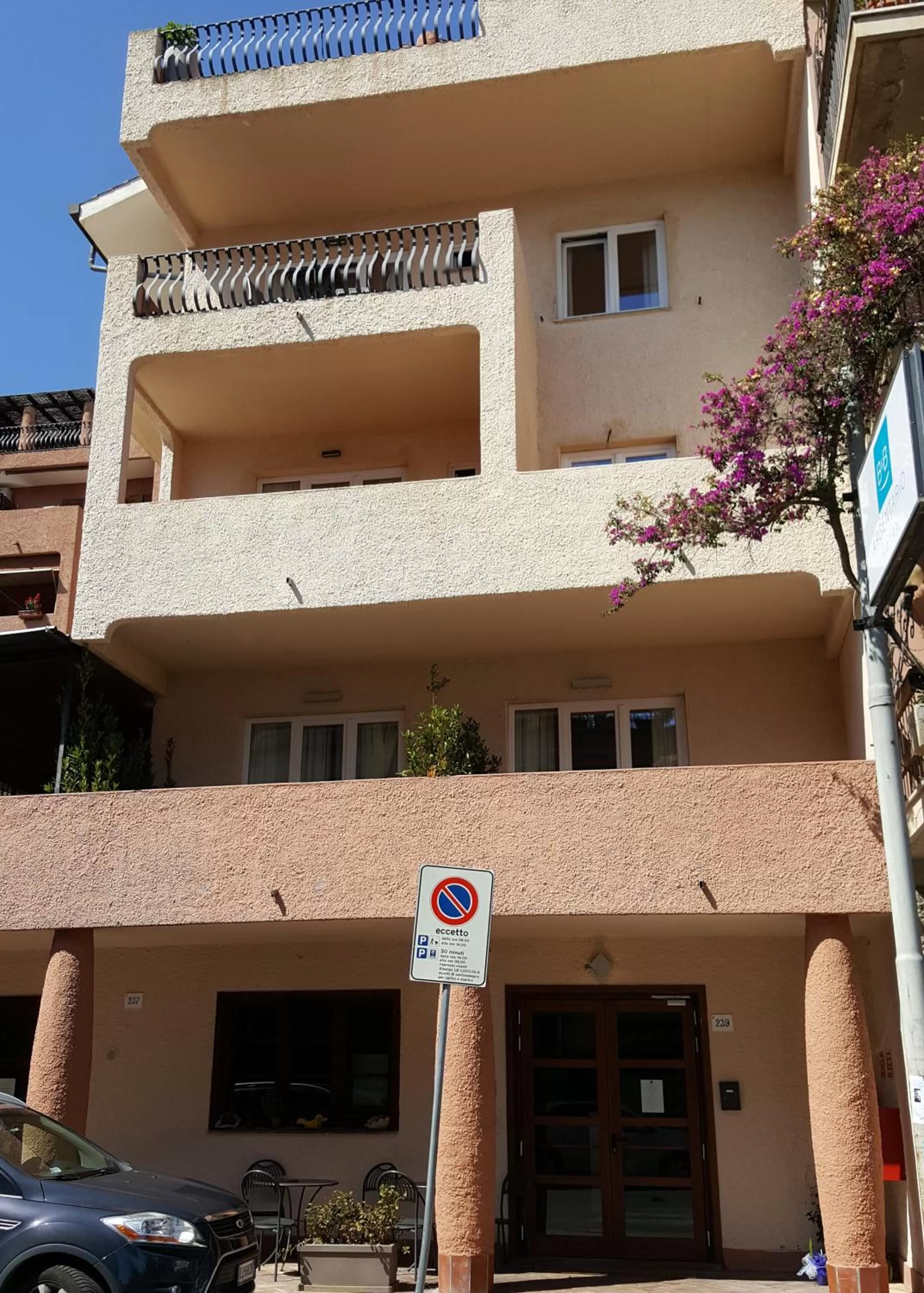 Property building in Bike&Boat Argentario Hotel