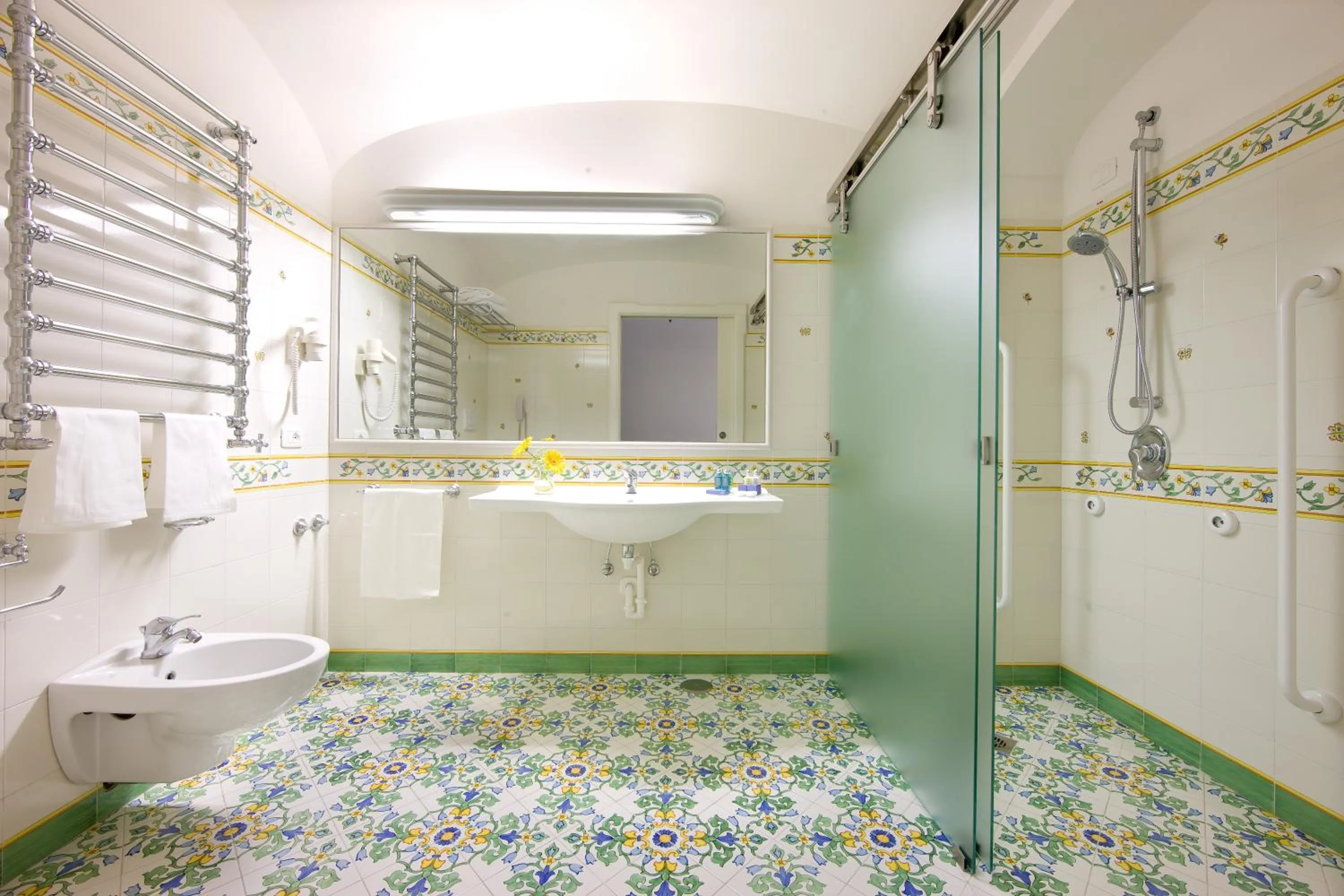 Bathroom in Grand Hotel La Favorita