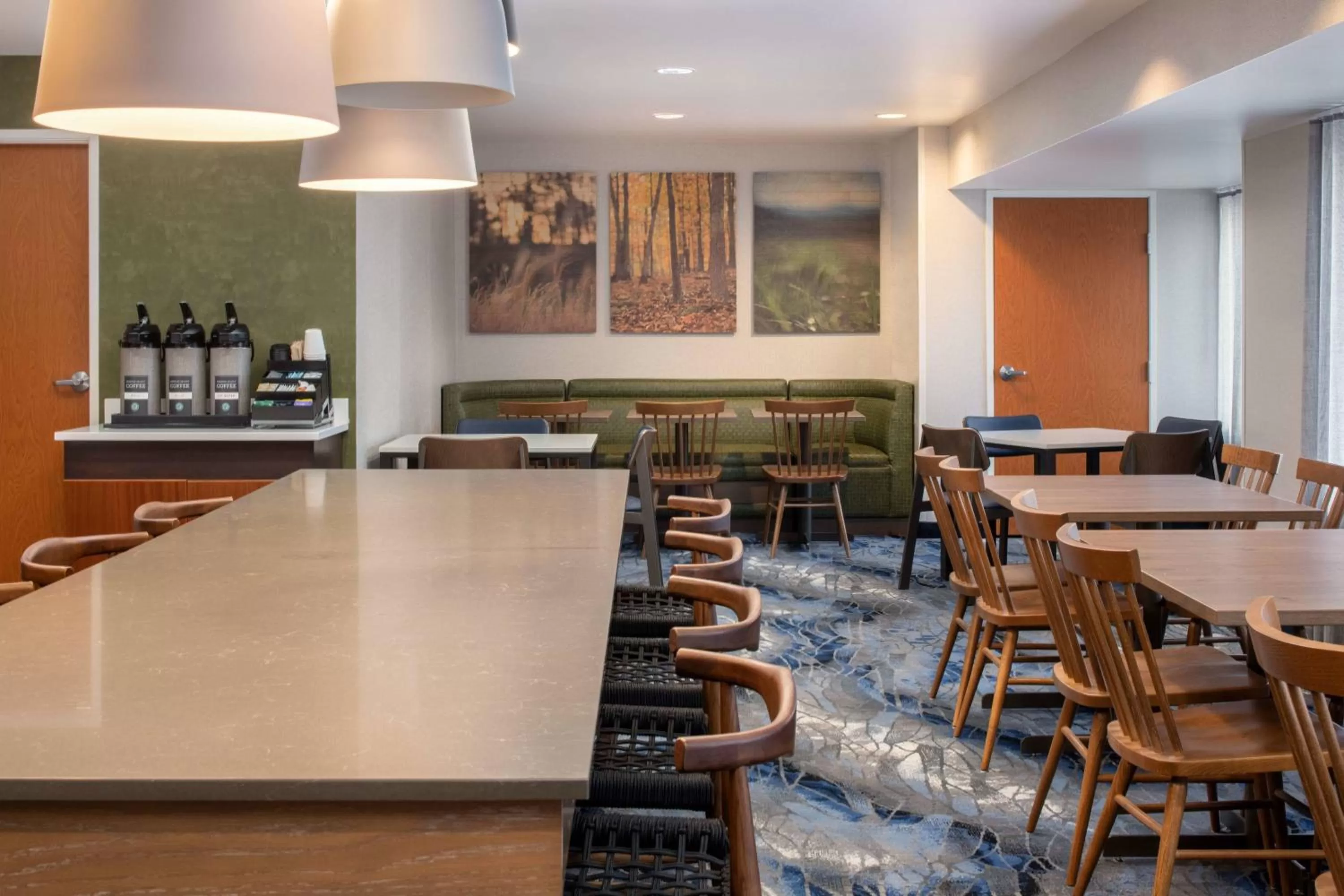 Restaurant/places to eat in Fairfield Inn Spokane Downtown