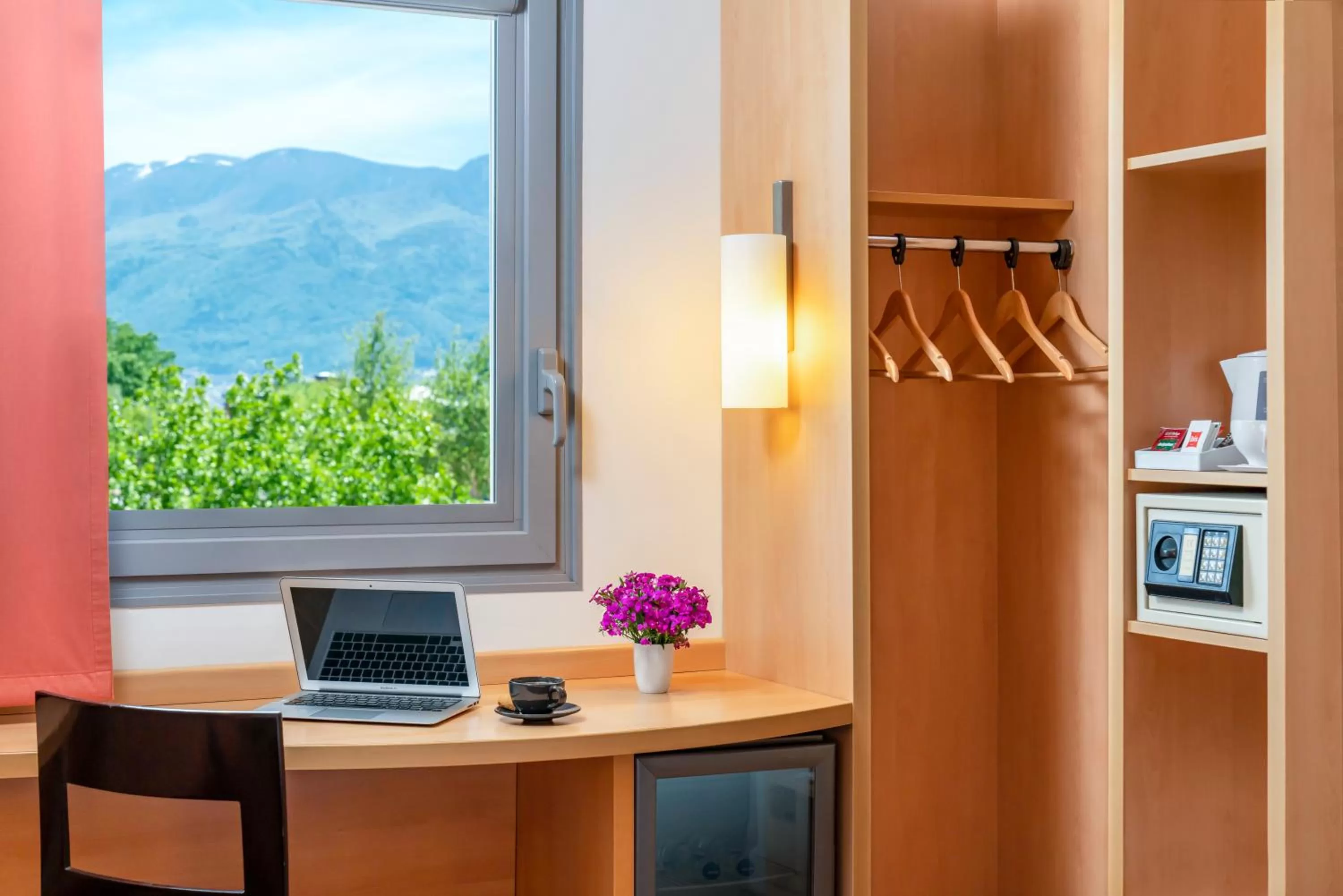 Mountain view in Ibis Bursa