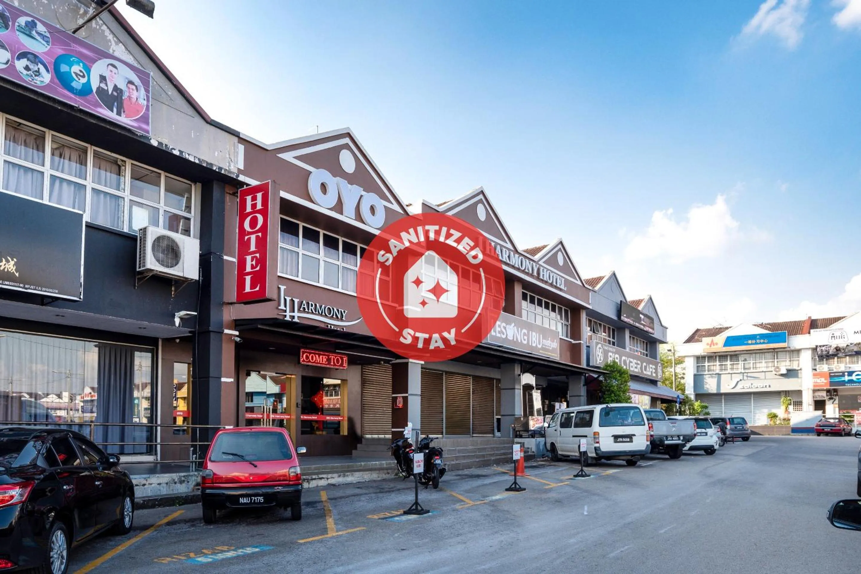 Facade/entrance in I Harmony Hotel