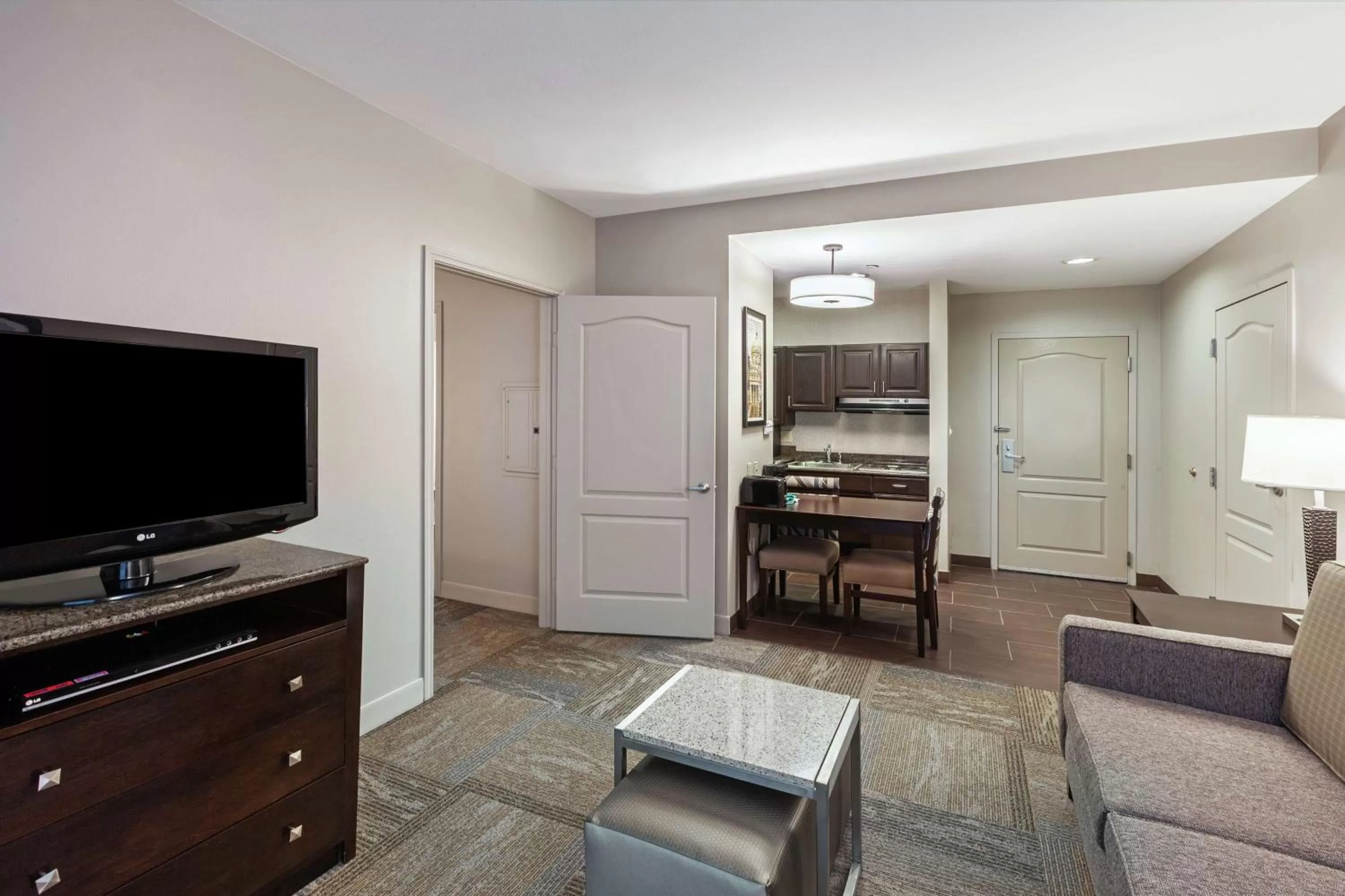 Bedroom in Homewood Suites by Hilton Waco