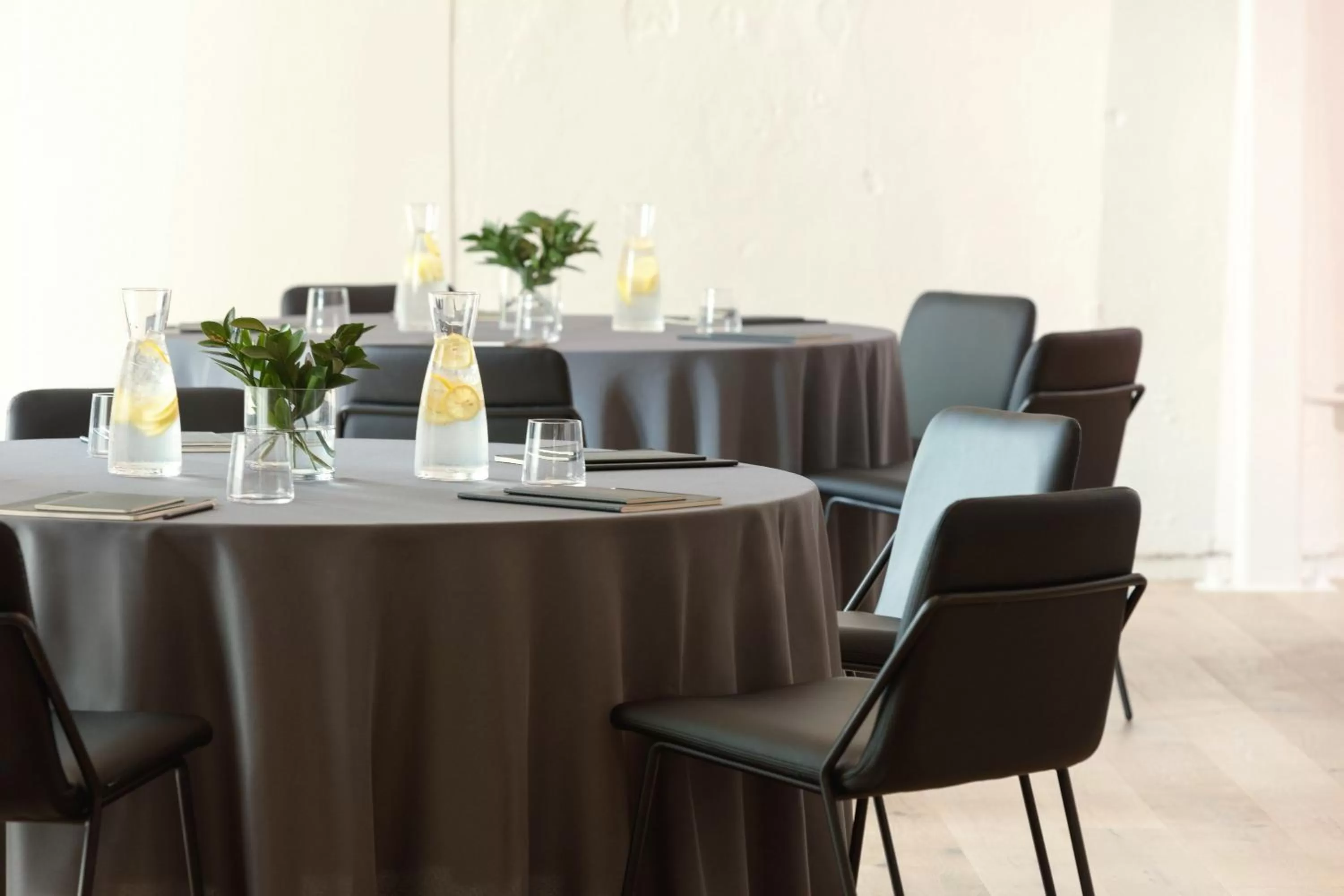 Meeting/conference room in Kimpton Hotel Fontenot by IHG