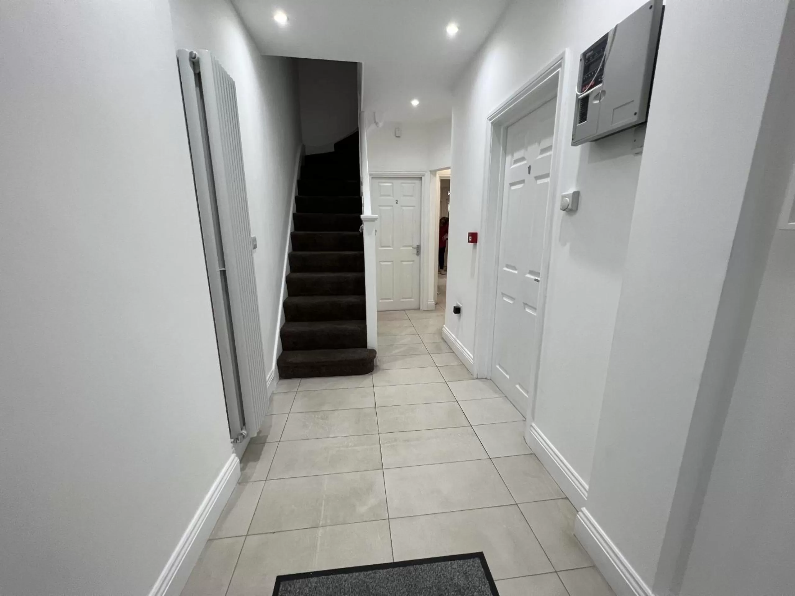 Lobby or reception in 4 Wharncliffe Drive