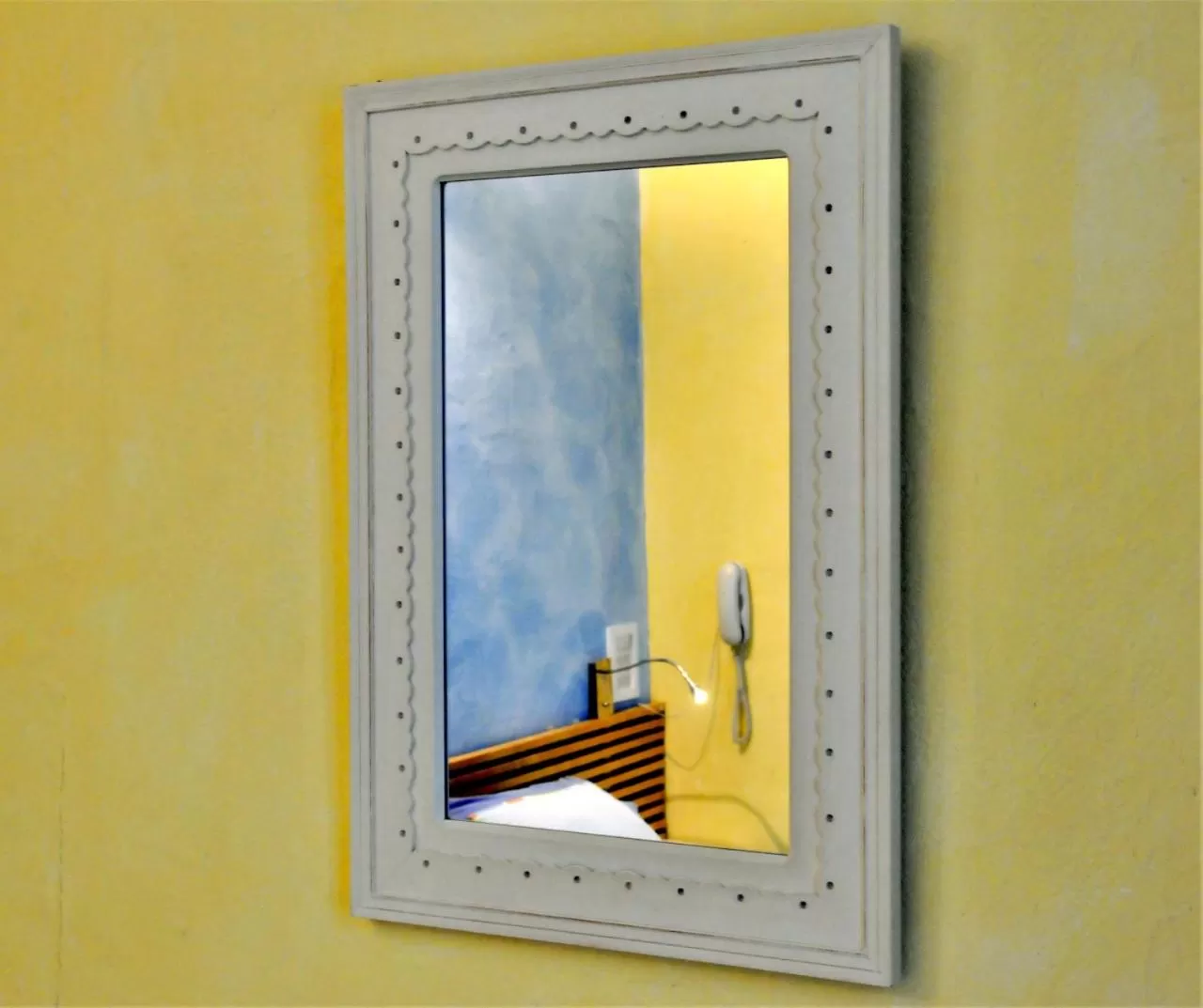 Decorative detail in Hôtel Saint Jean