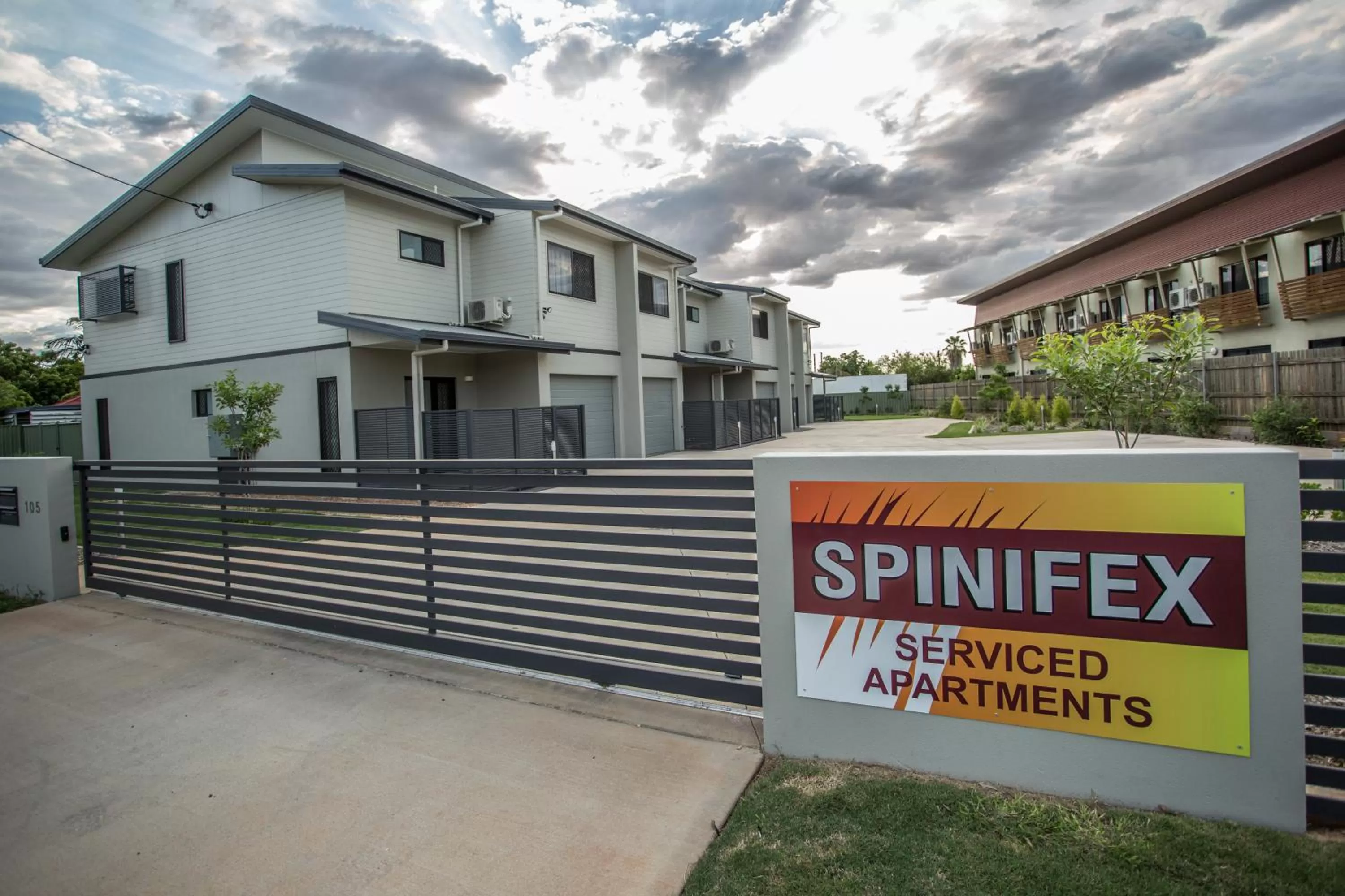 Facade/entrance in Spinifex Motel and Serviced Apartments