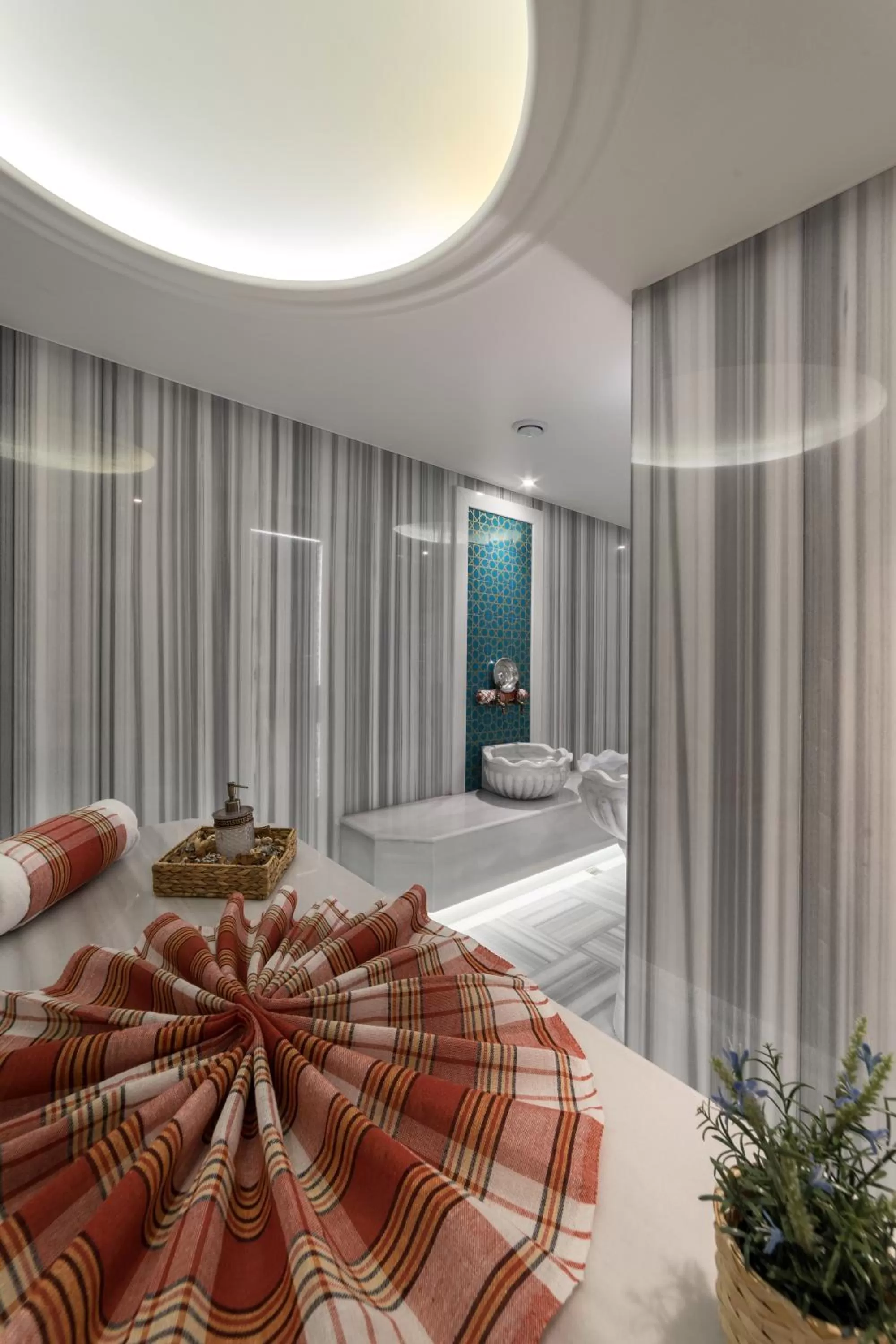 Public Bath, Bed in The Hotel Beyaz Saray & Spa - Special Category