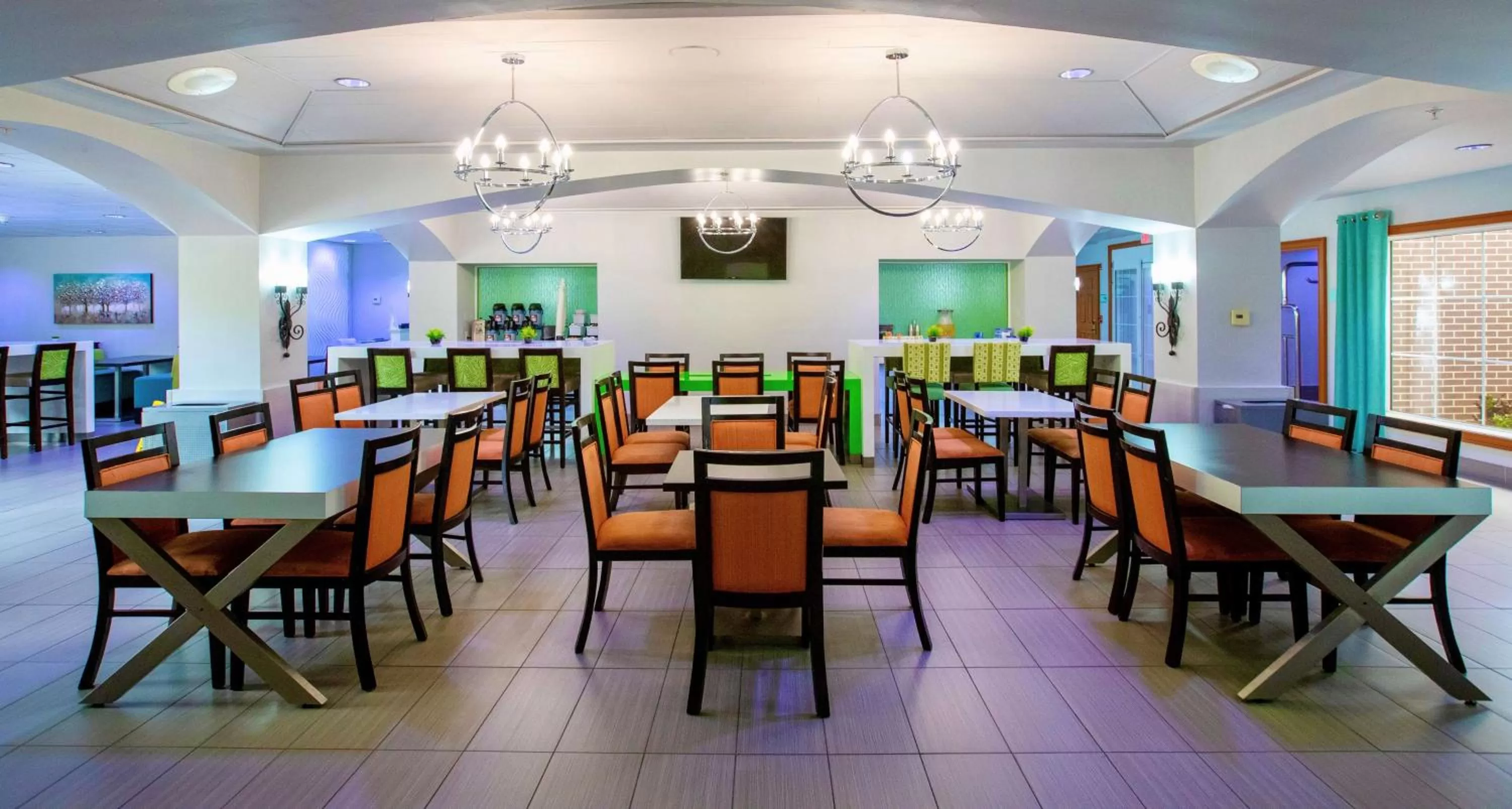 Restaurant/places to eat in Best Western Plus Orlando Lake Buena Vista South Inn & Suites