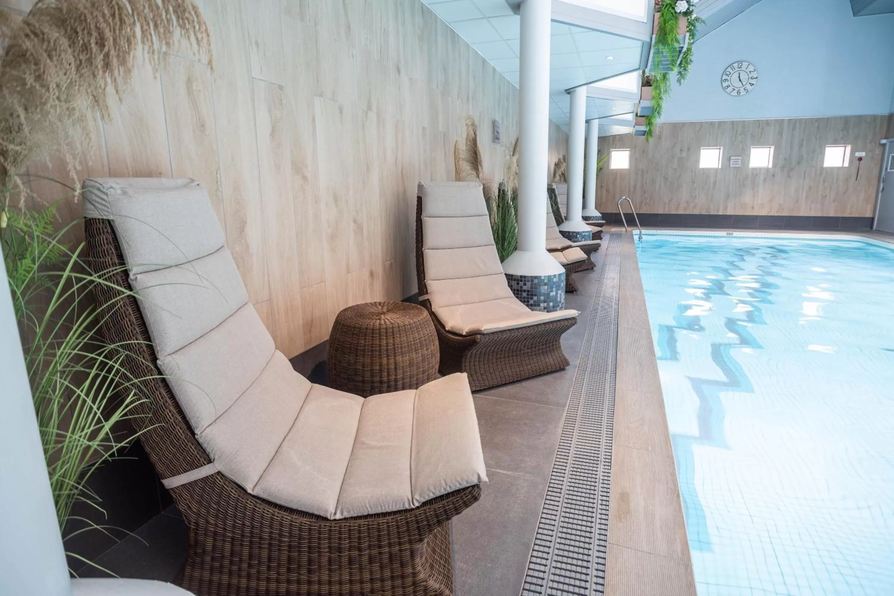 Pool view in Low Wood Bay