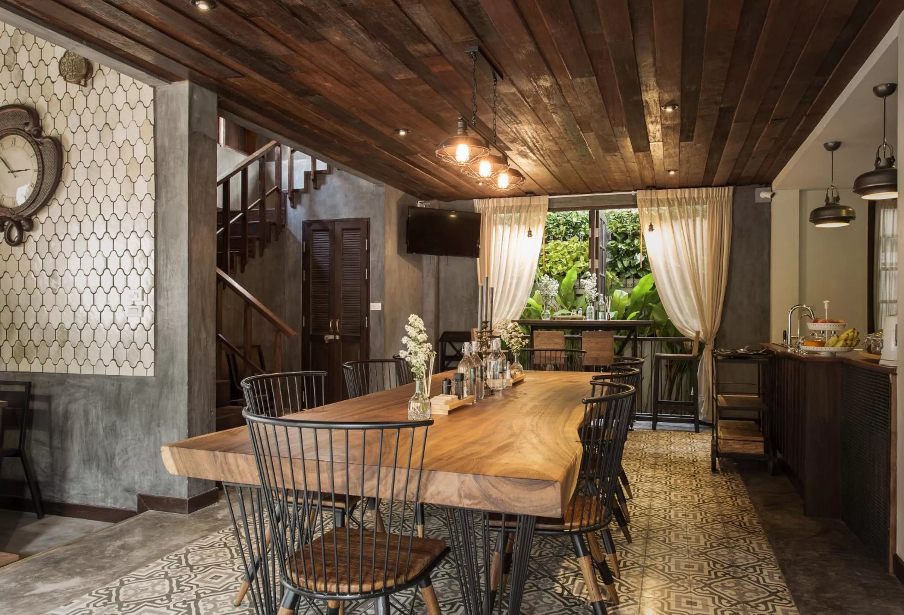 Restaurant/places to eat in ONCE (upon a time) Chiang Mai Home