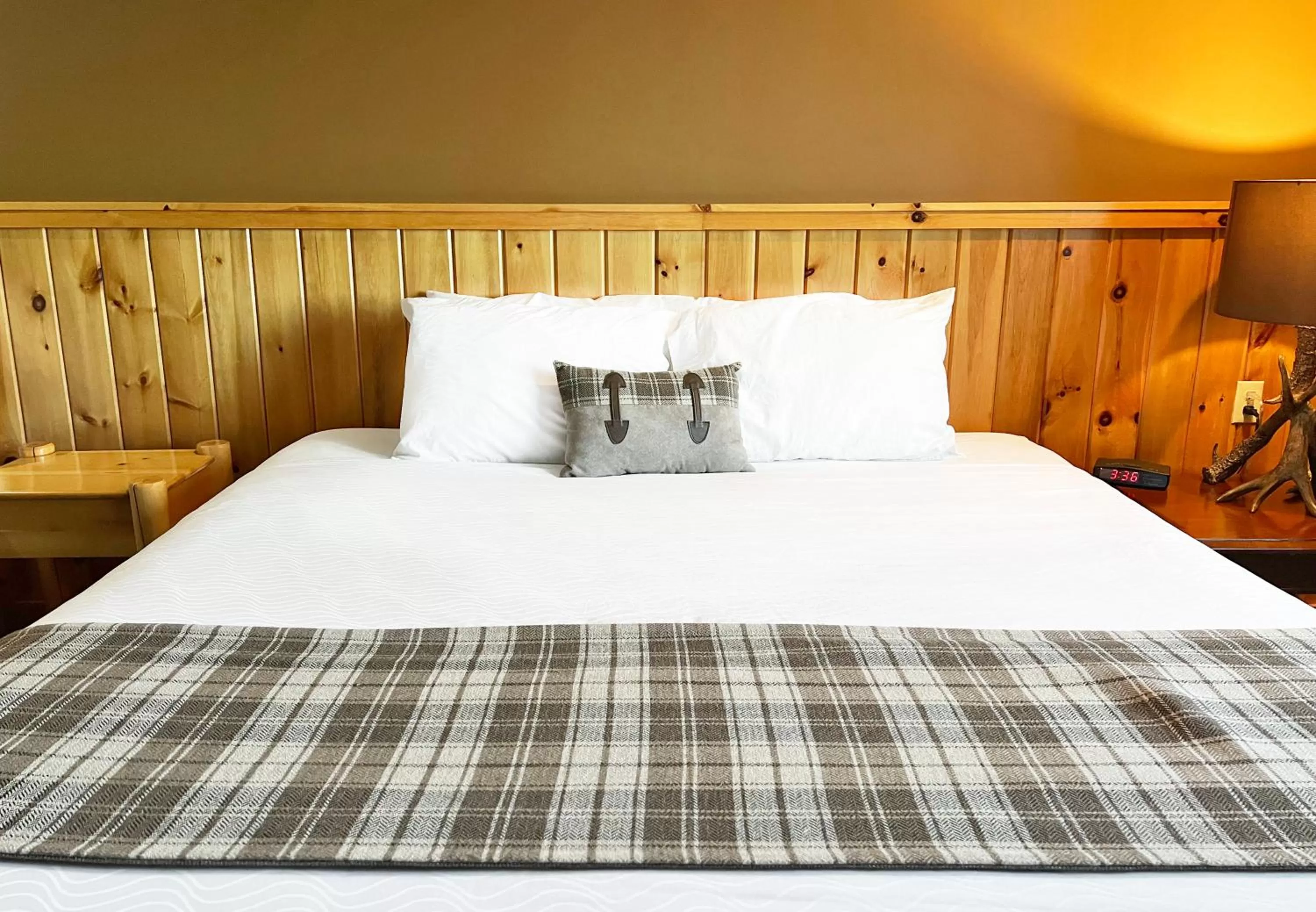 King Suite in Superior Shores Resort