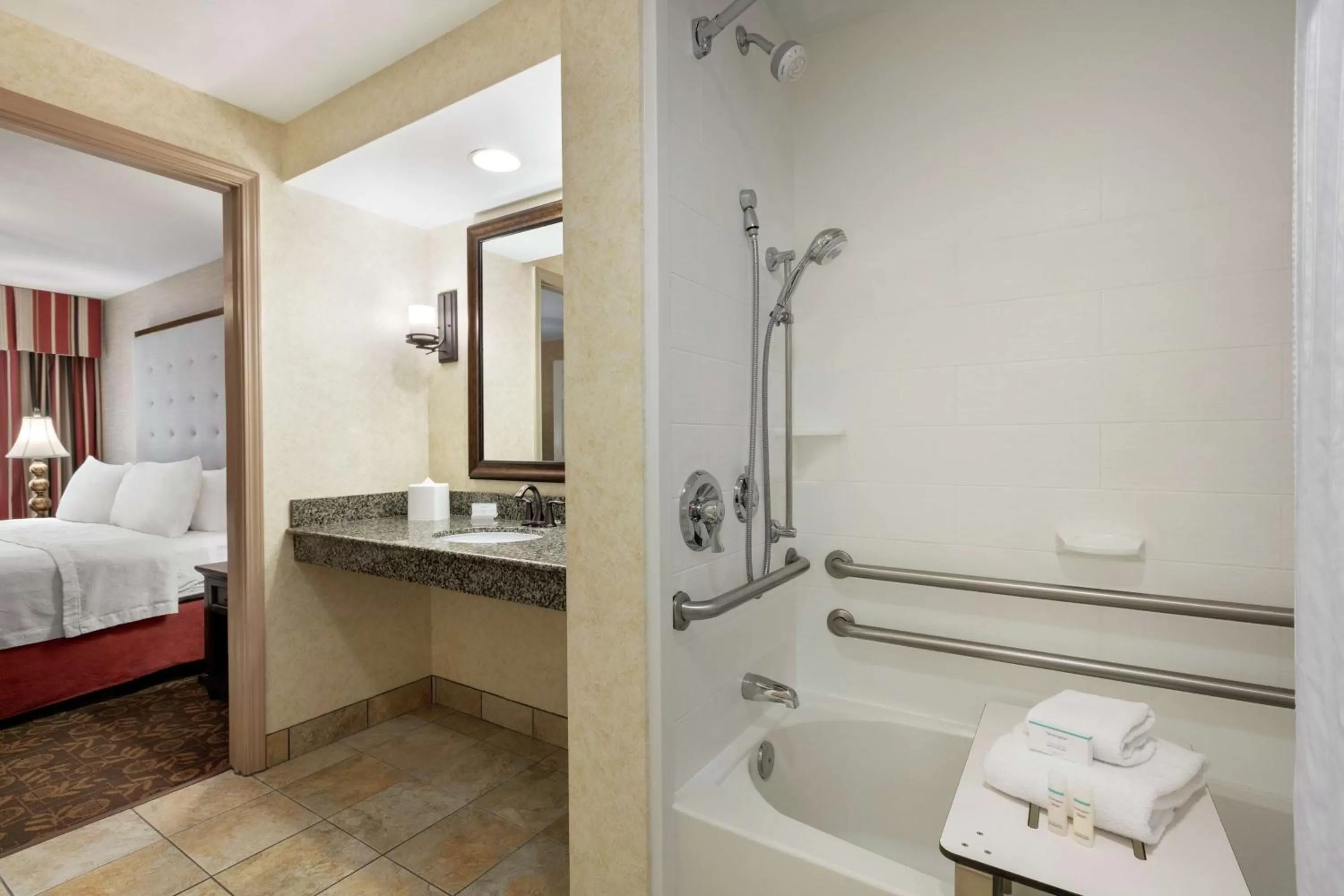 Bathroom, Bed in Homewood Suites Syracuse-Liverpool