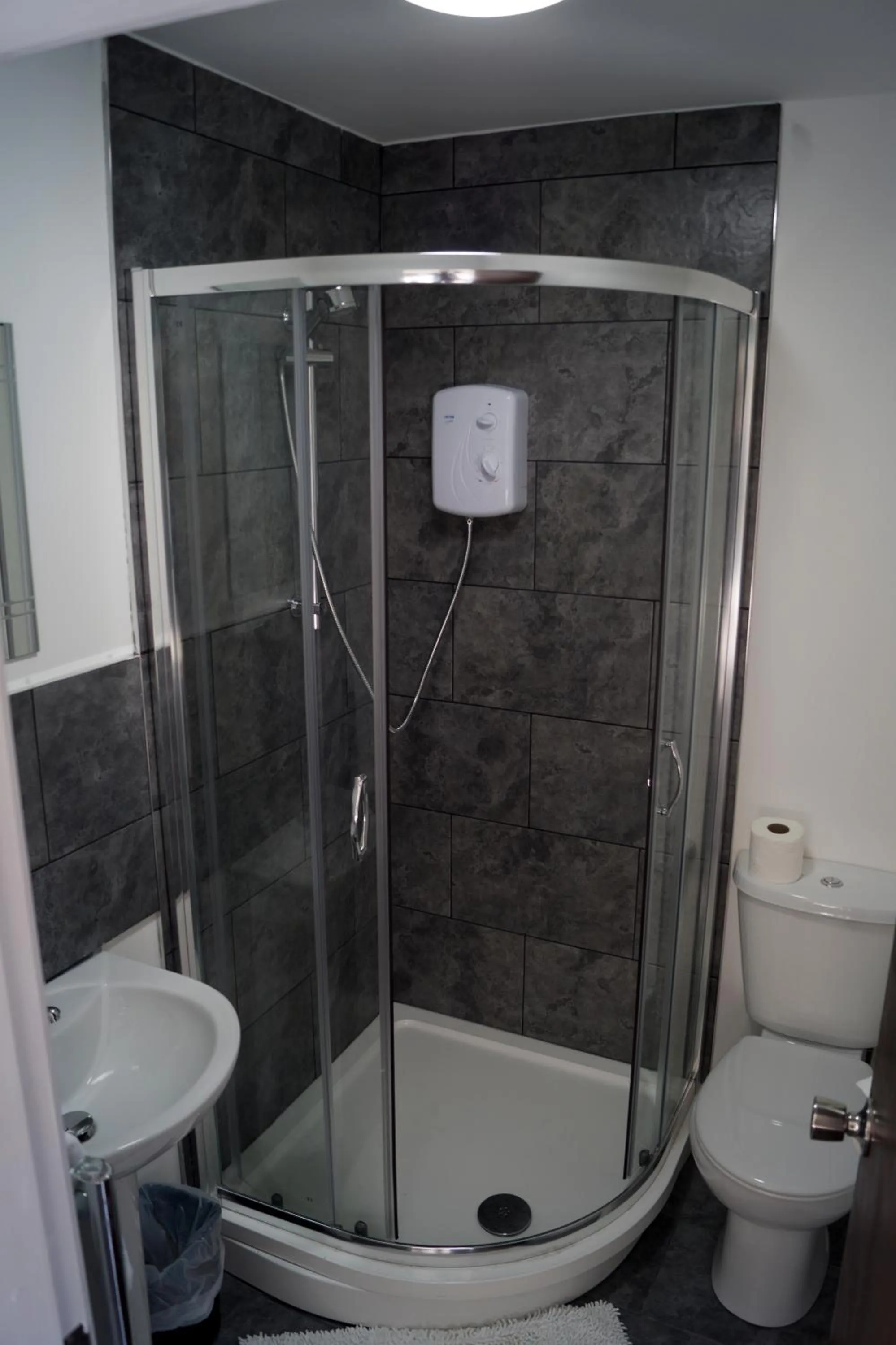 Bathroom in Kirks Korner Motel