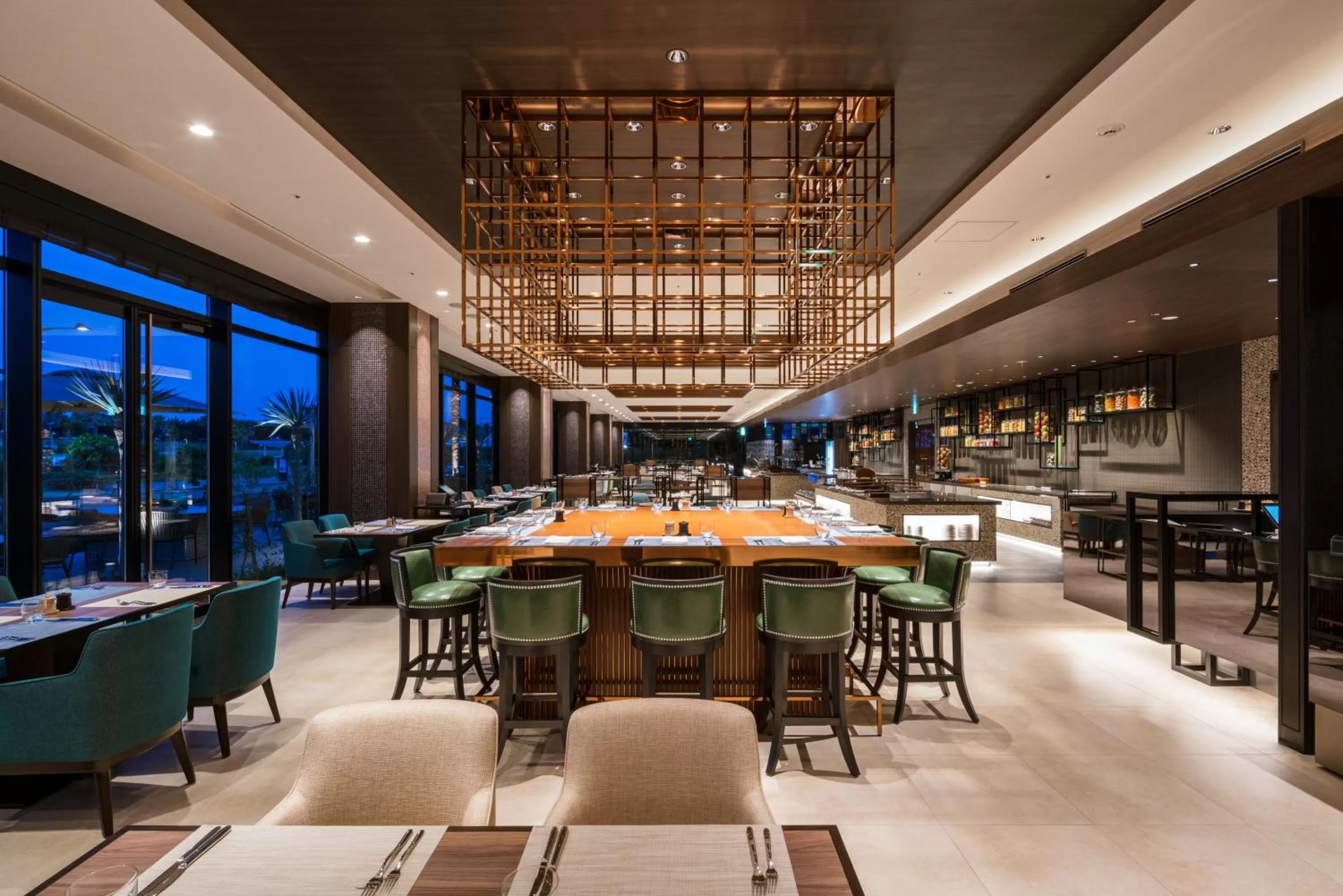 Restaurant/places to eat in Hyatt Regency Tokyo Bay