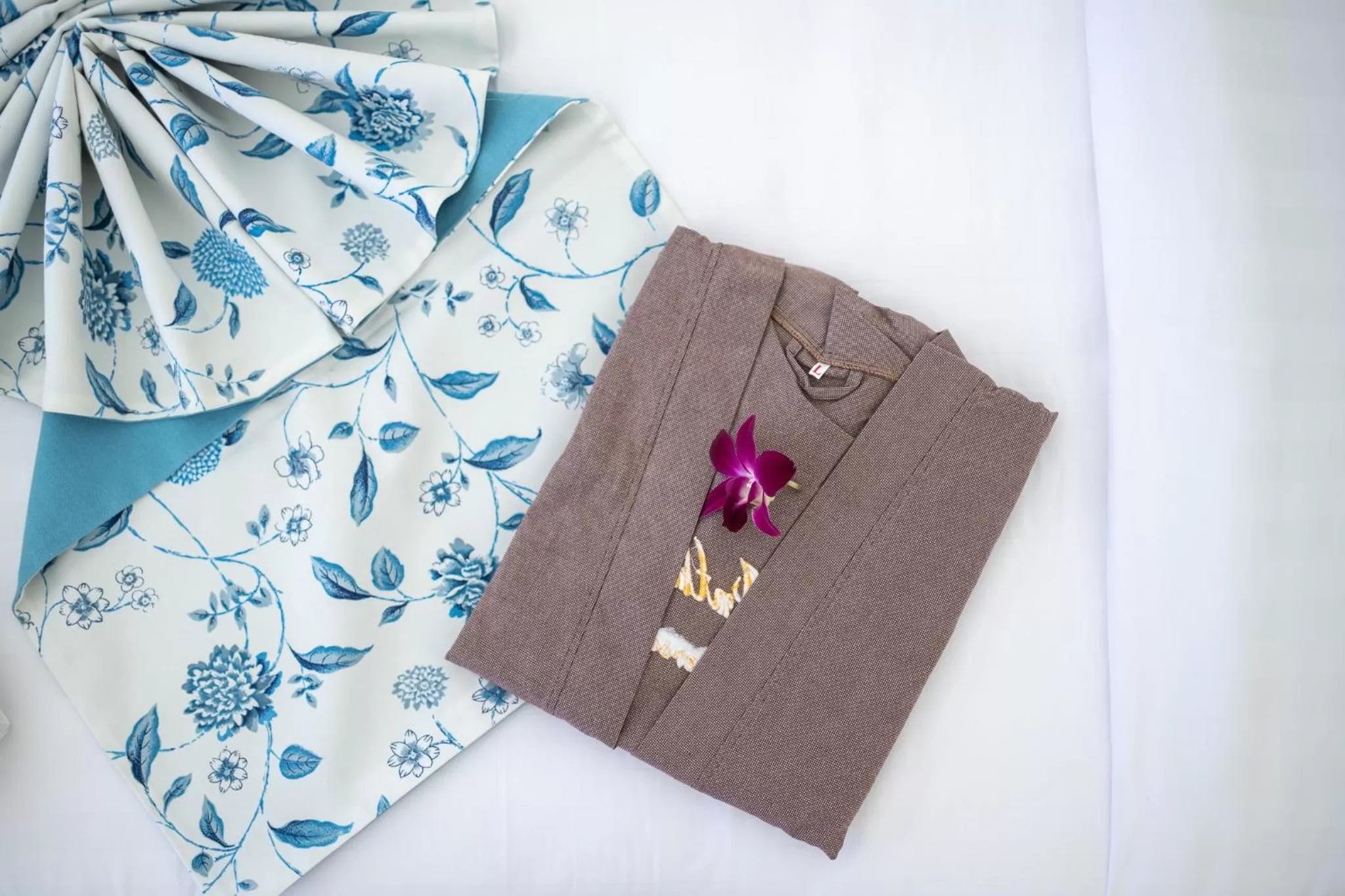 Bed in Doi Inthanon Riverside resort