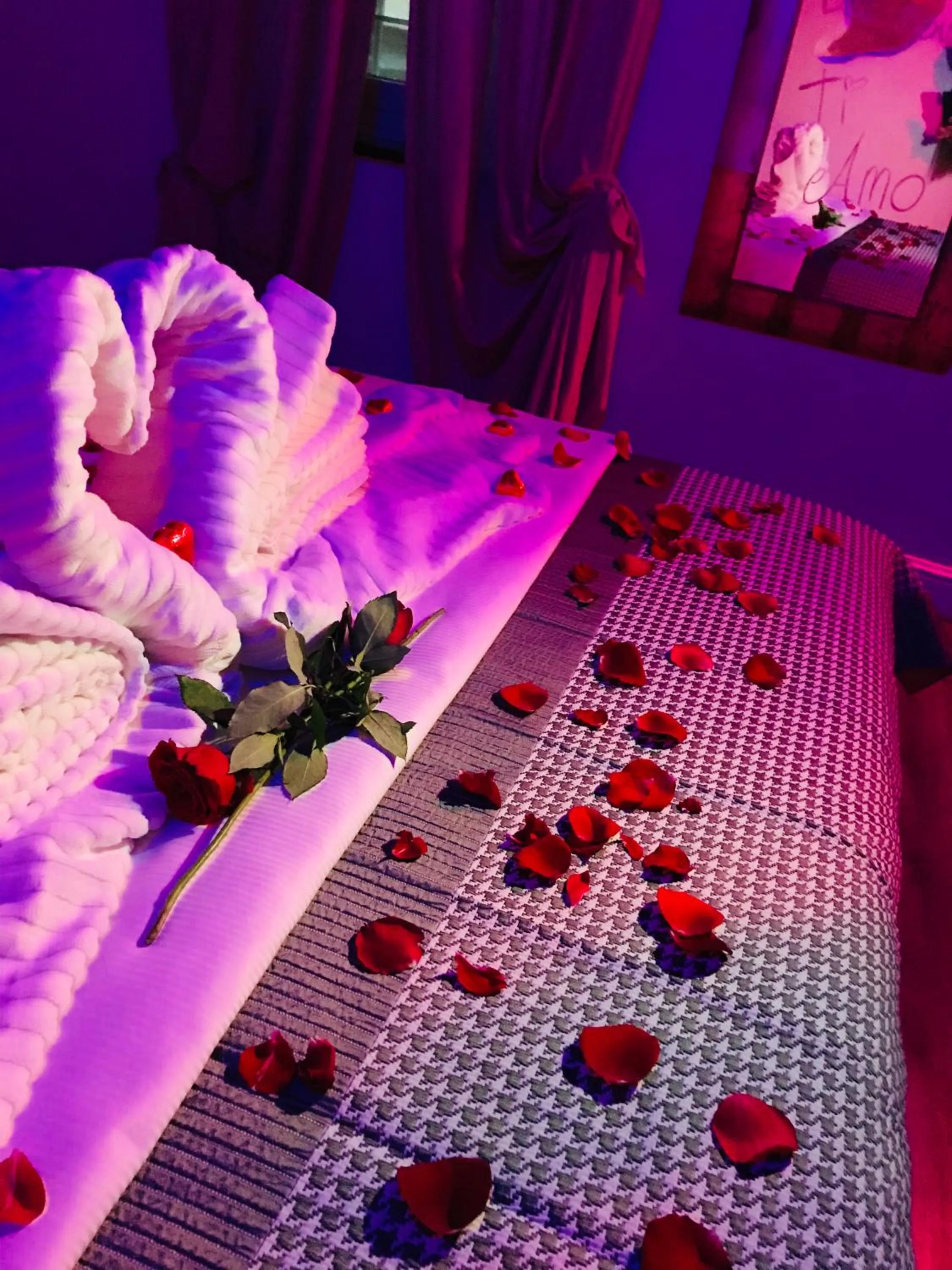 Decorative detail in iRooms - Spanish Steps