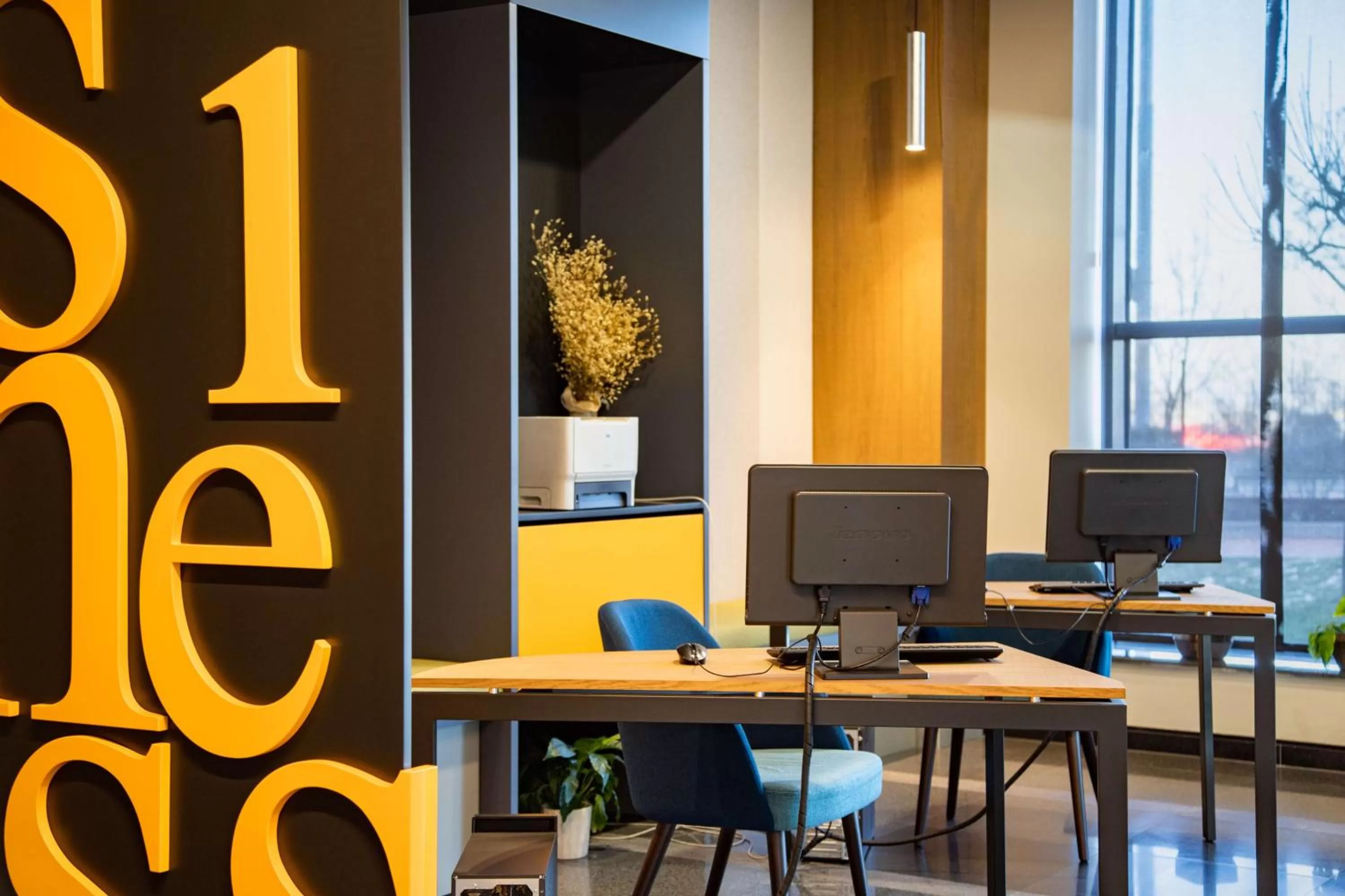 Meeting/conference room in Metropolitan Hotel Sofia, a member of Radisson Individuals