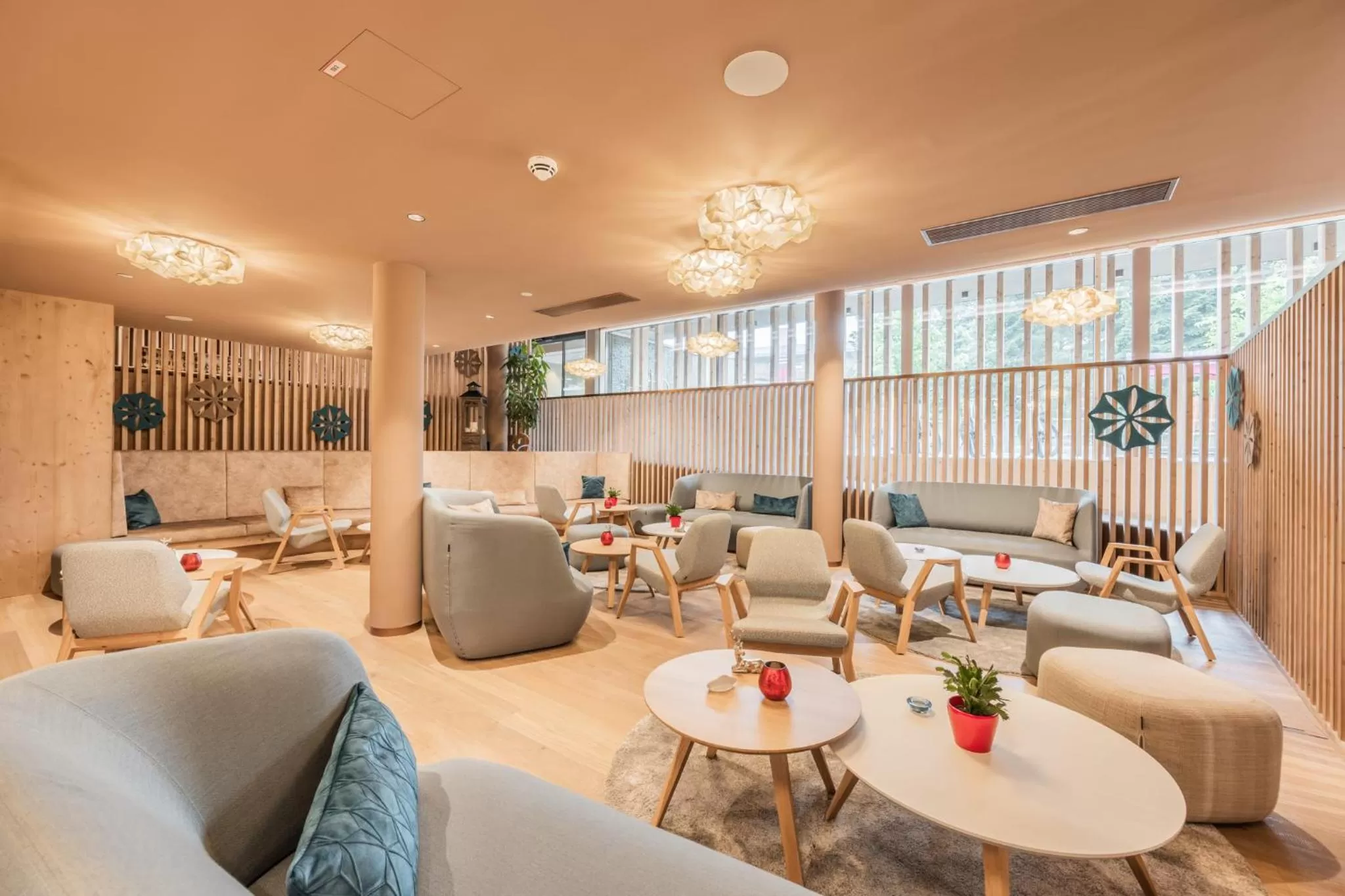 Lobby or reception, Lounge/Bar in Hotel Kristall