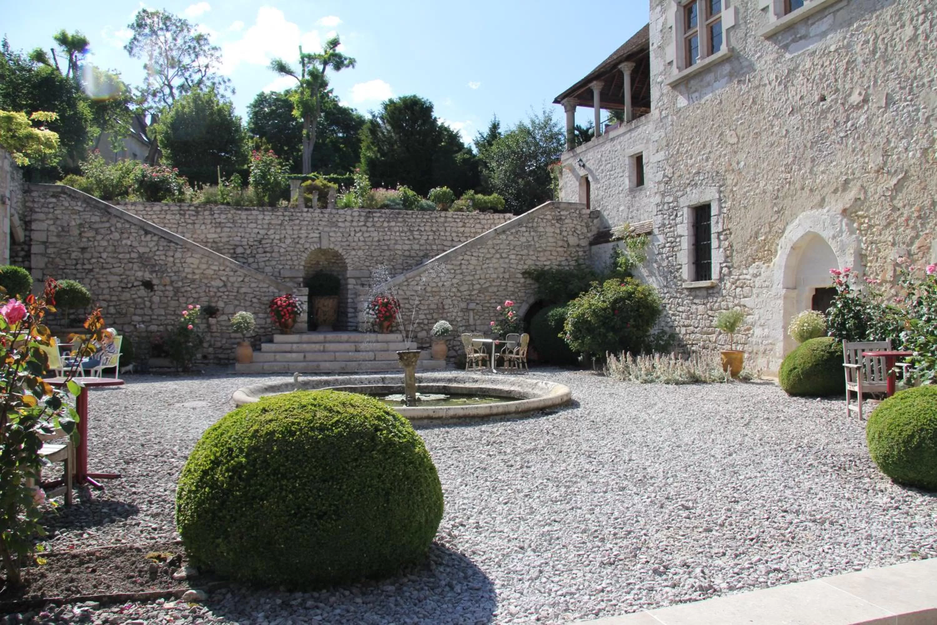 Property building in Demeure des Vieux Bains