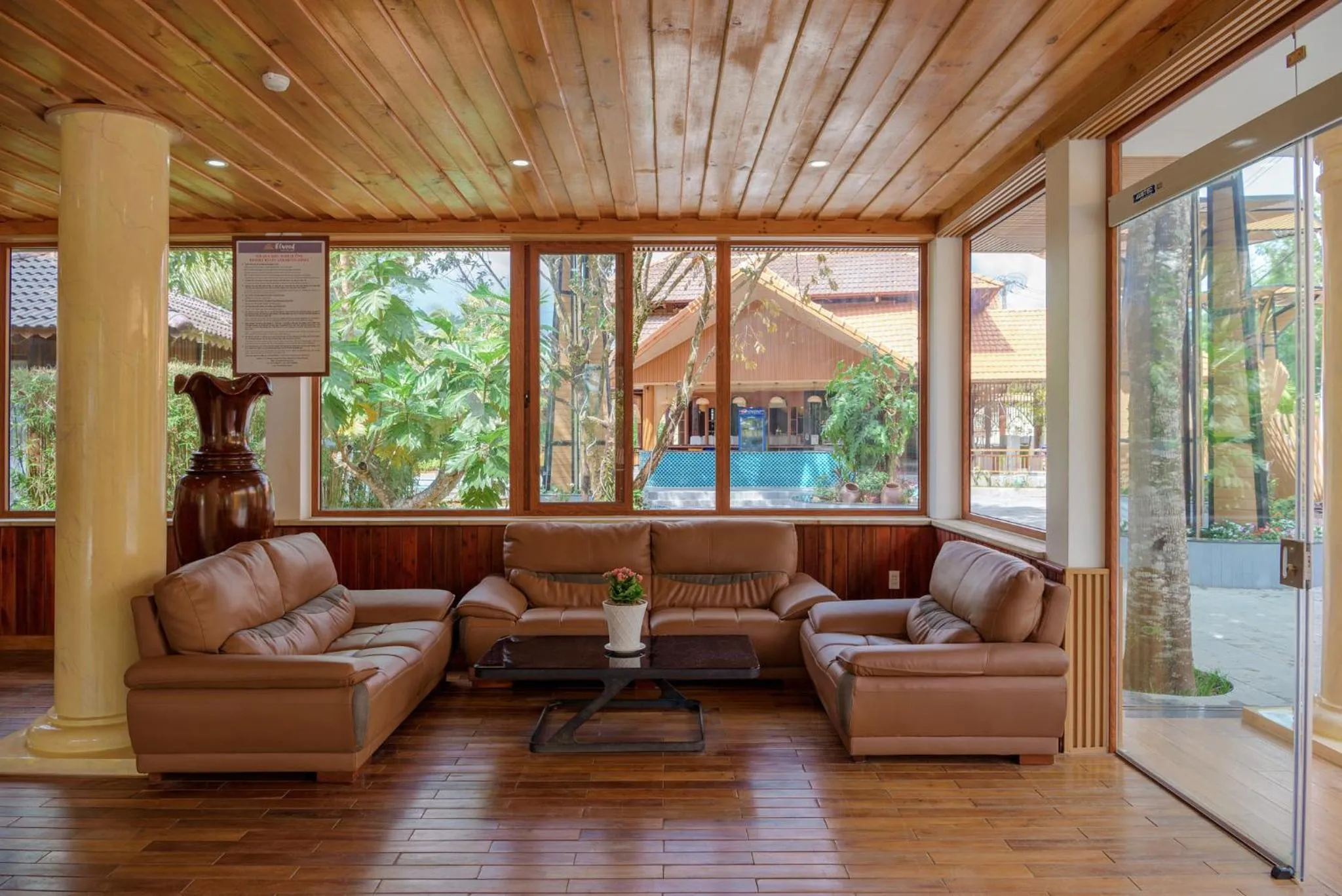 Lobby or reception in Elwood Premier Resort Phu Quoc