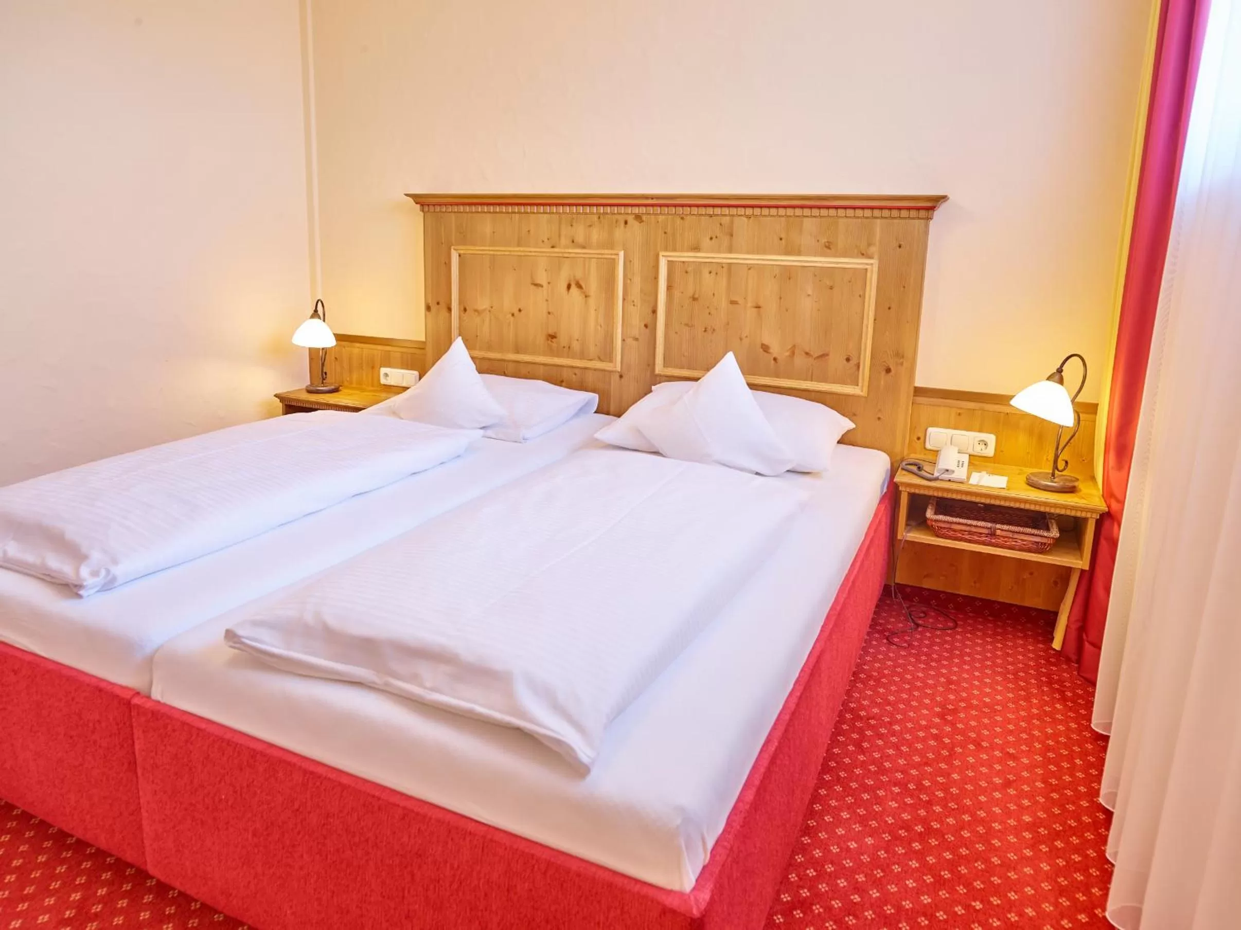 Photo of the whole room, Bed in Parkhotel Bad Griesbach