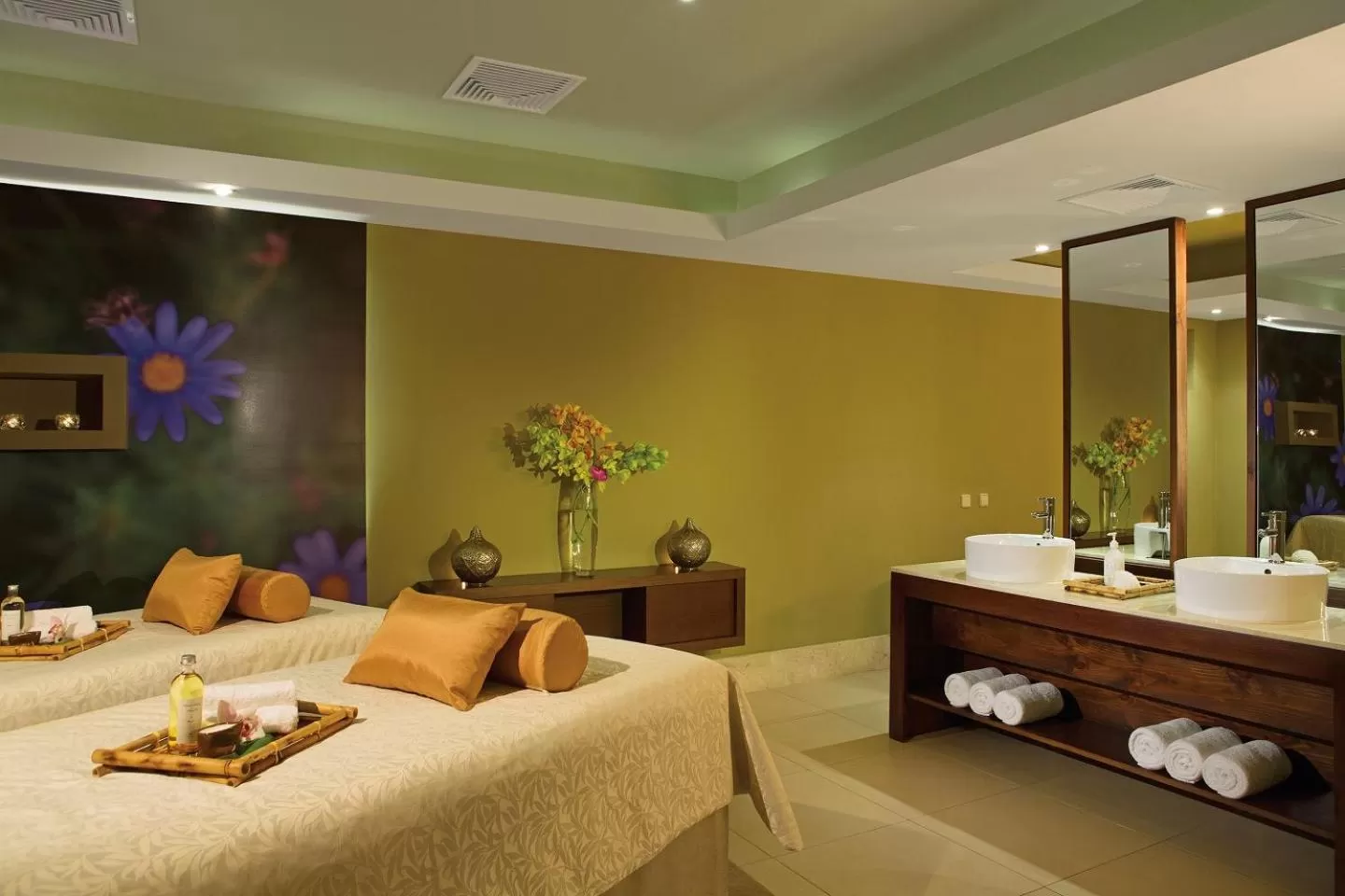Massage, Bed in Secrets Royal Beach Punta Cana - Adults Only - All Inclusive