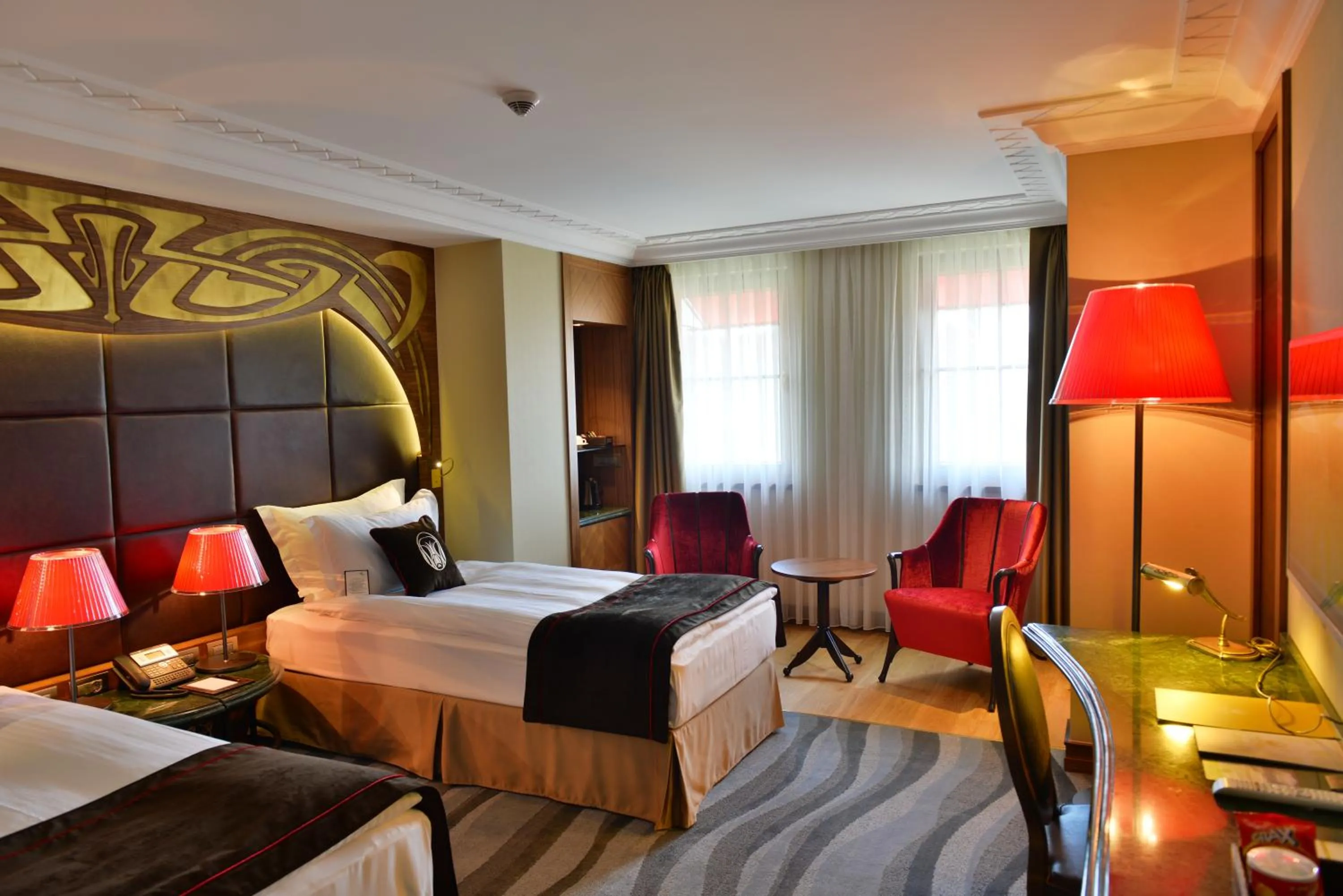 Deluxe Twin Room in Warwick Ankara