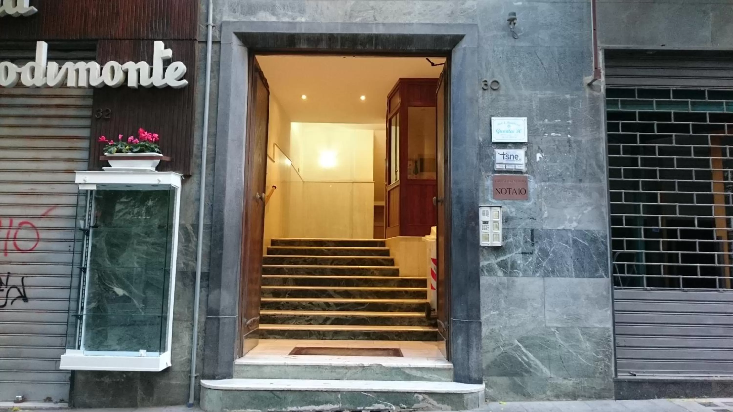 Property building in Guantai 30