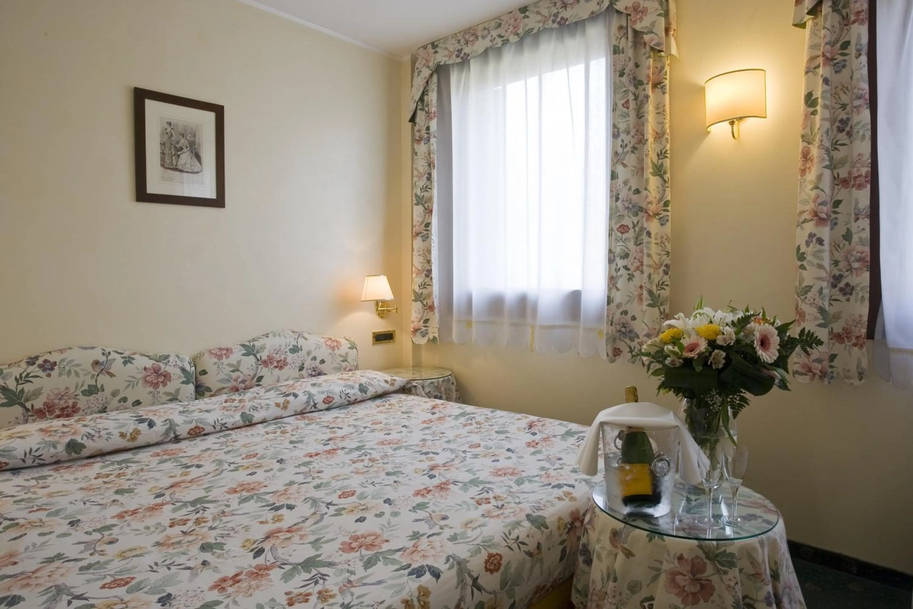 Bed in Relais Leon d'Oro