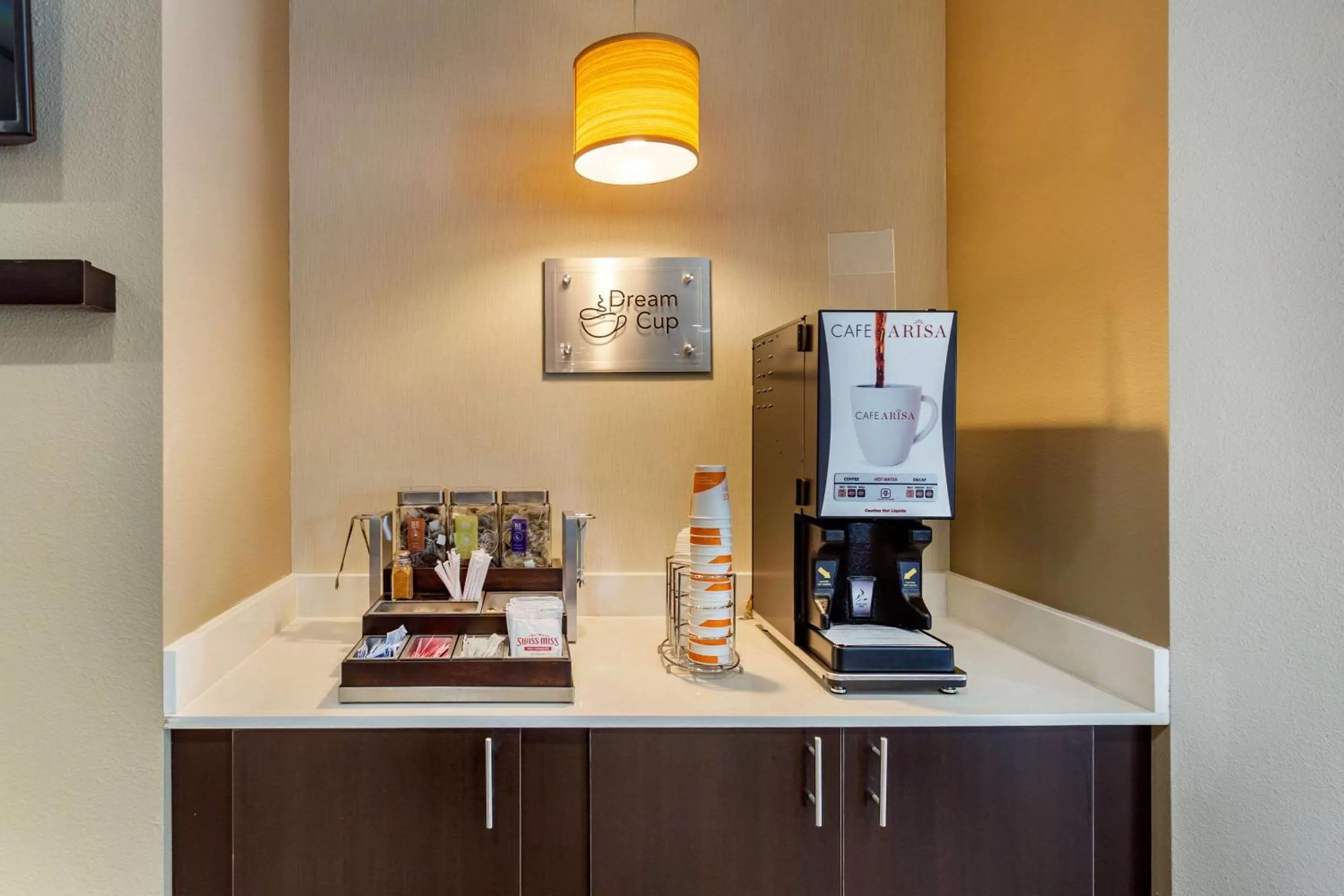Restaurant/places to eat in Sleep Inn & Suites Gallatin - Nashville Metro