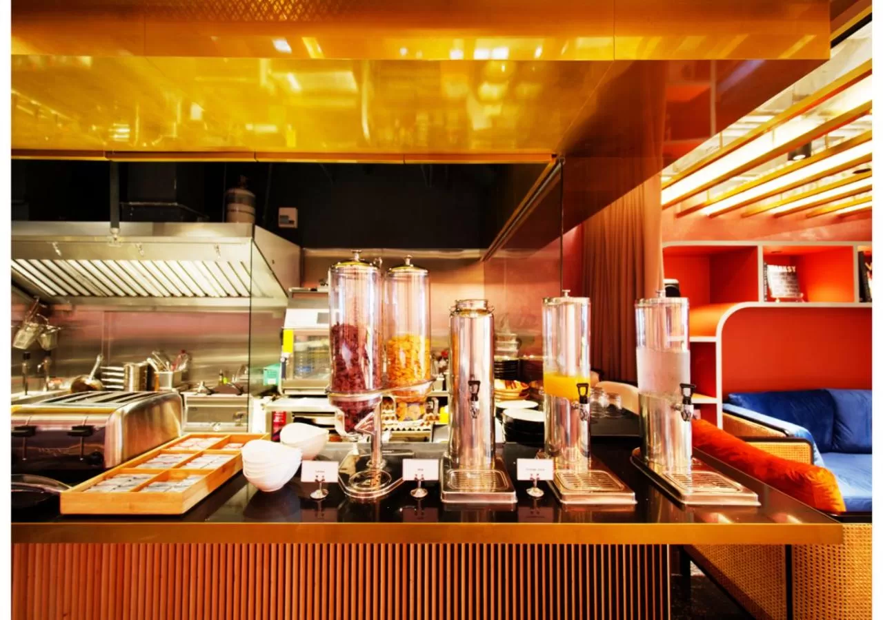 Breakfast in Hotel Soloha at Chinatown