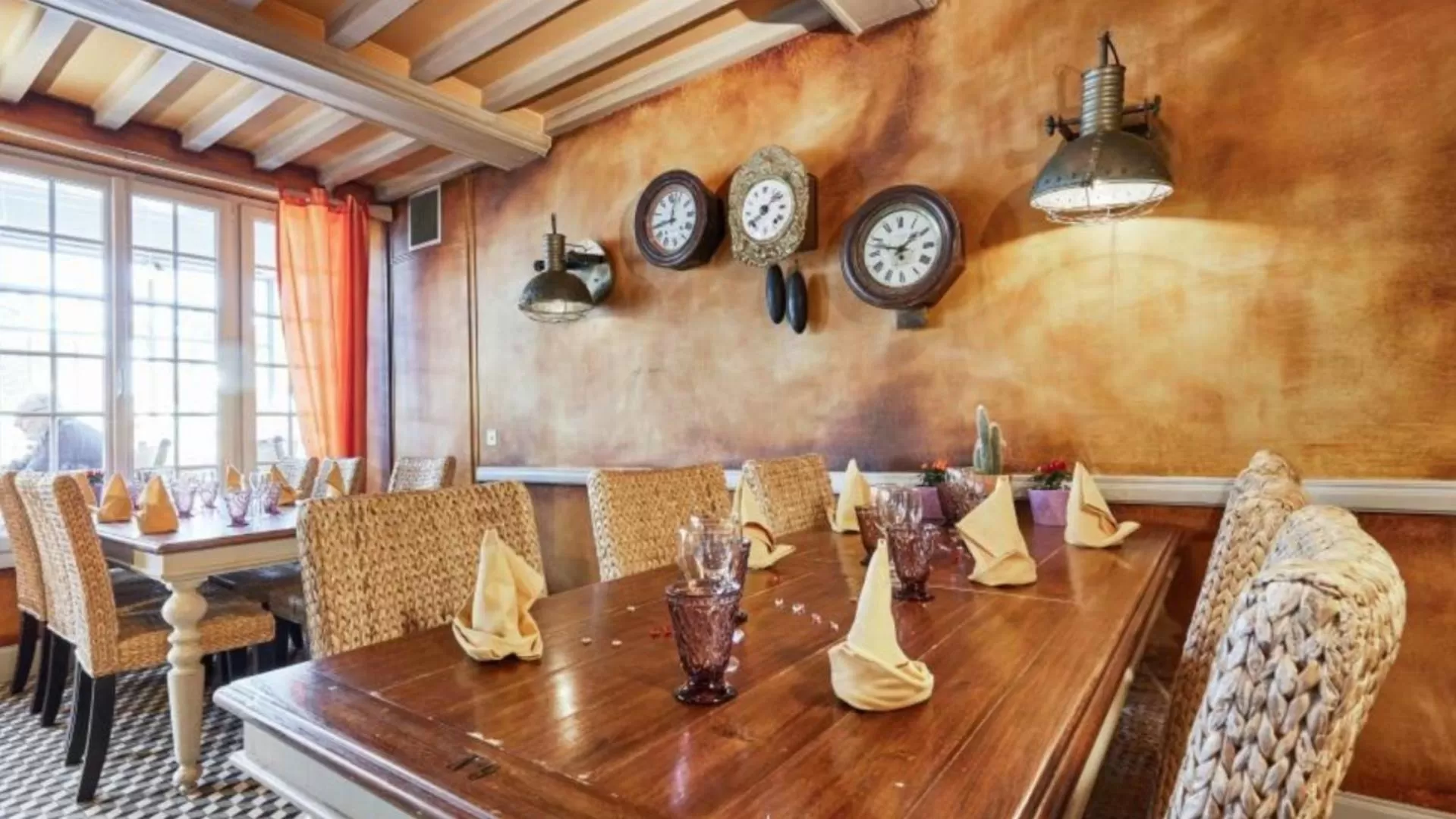 Hotel restaurant La Pêcherie - Le manoir d'à coté - Les 5 ruches -Logis hôtels