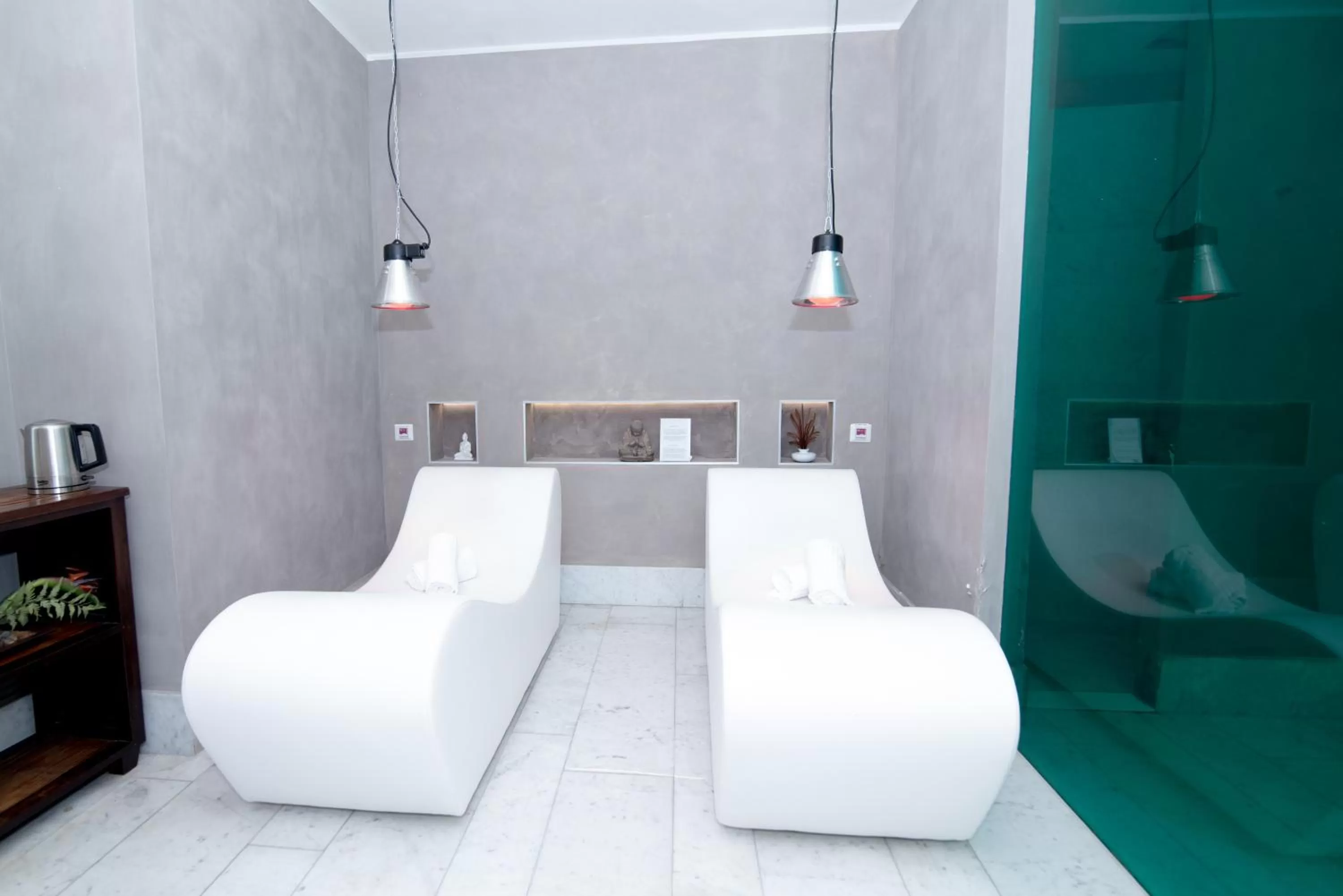 Spa and wellness centre/facilities, Bed in Hotel White