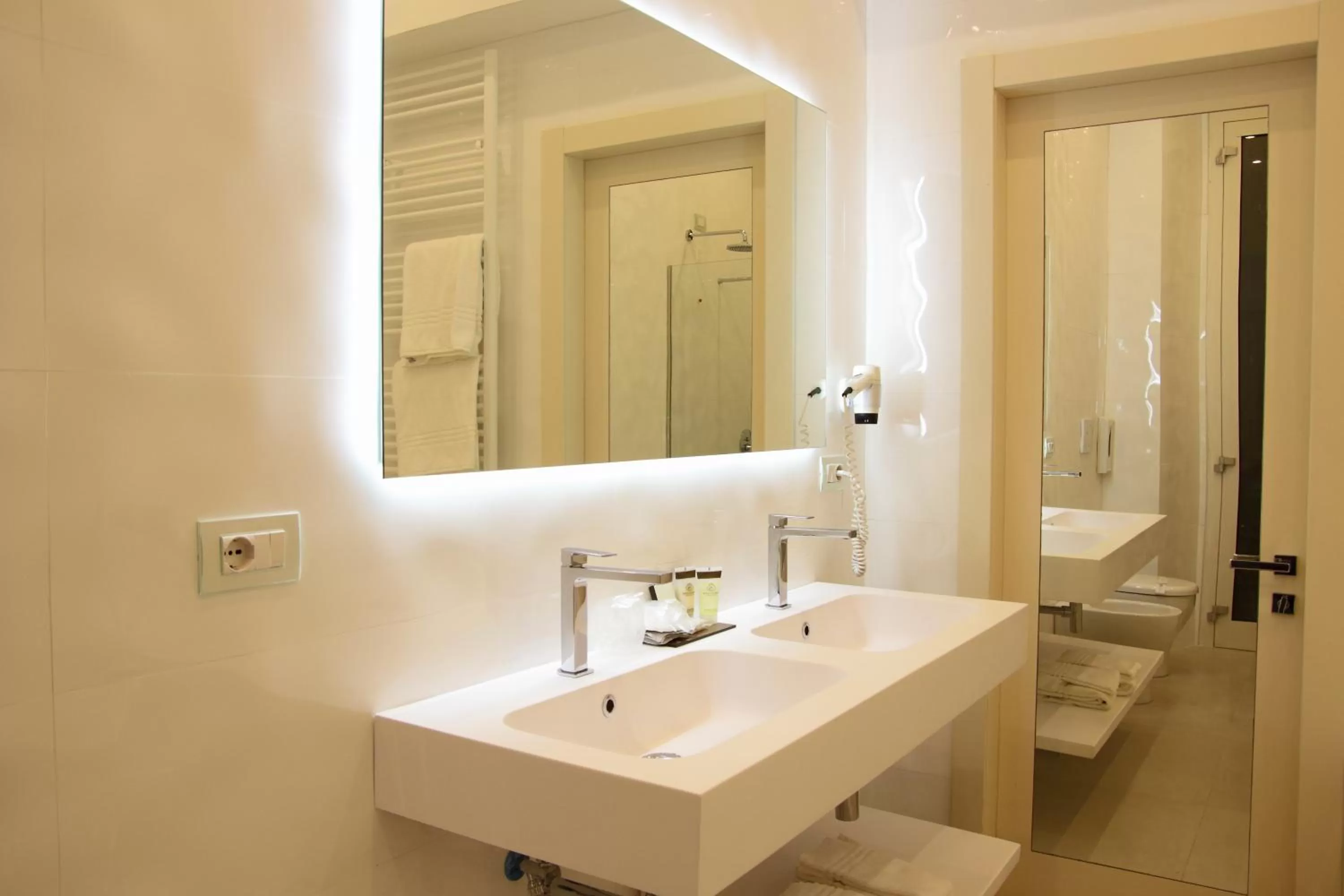 Bathroom in Hotel Columbia Wellness & Spa