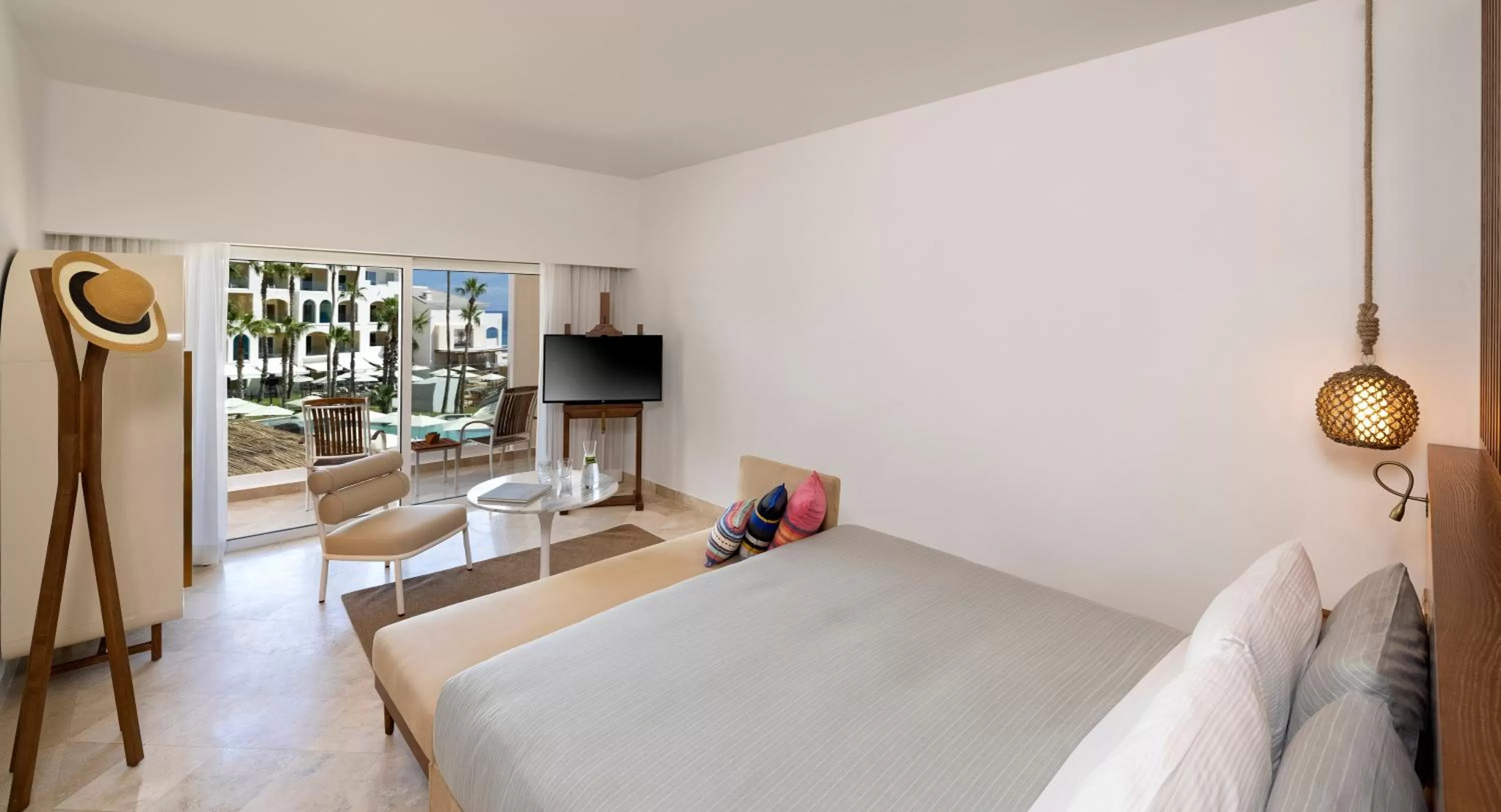 Bedroom, Bed in ME Cabo by Meliá