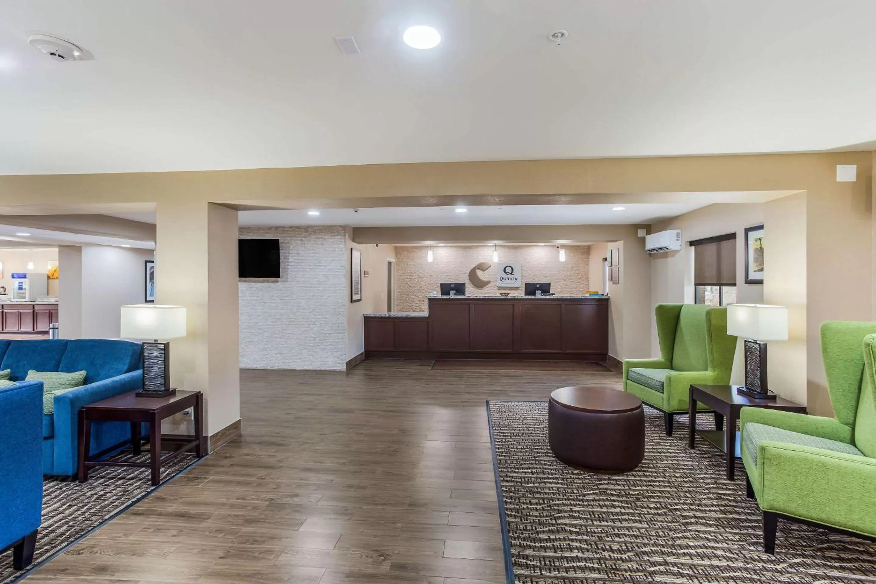 Lobby or reception in Quality Inn Charleston South