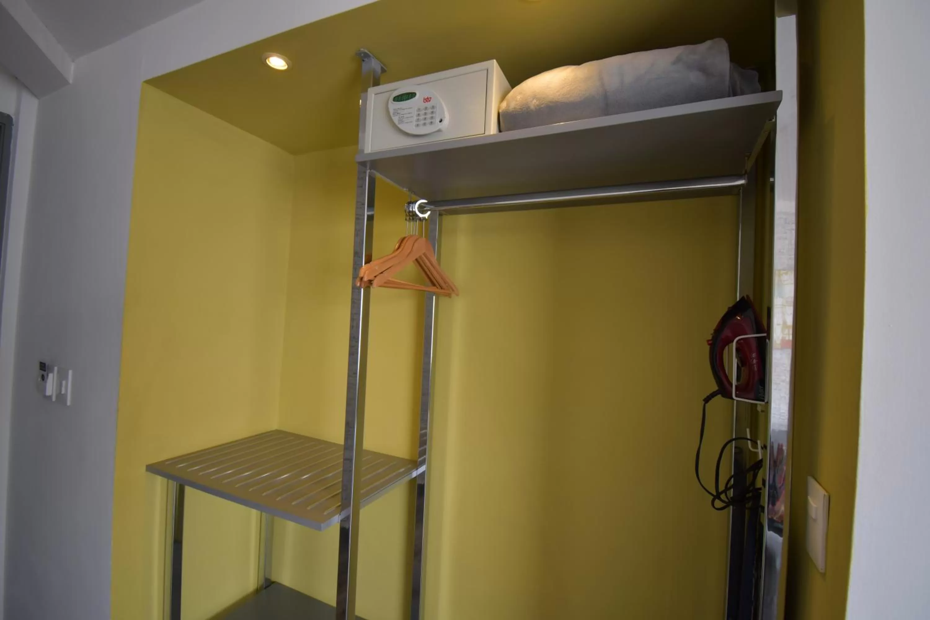 safe in Hotel Perla Central