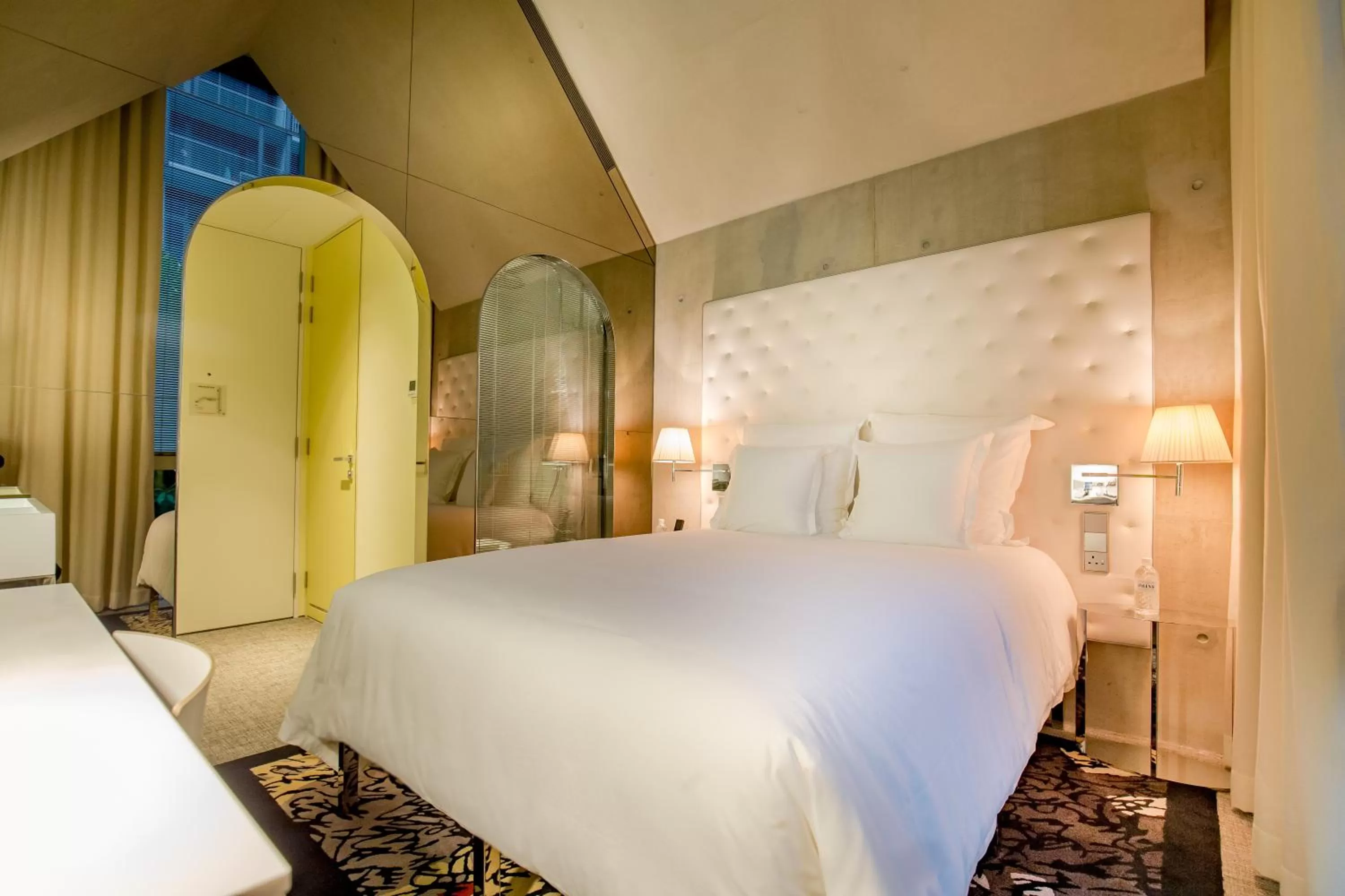 Photo of the whole room, Bed in M Social Singapore