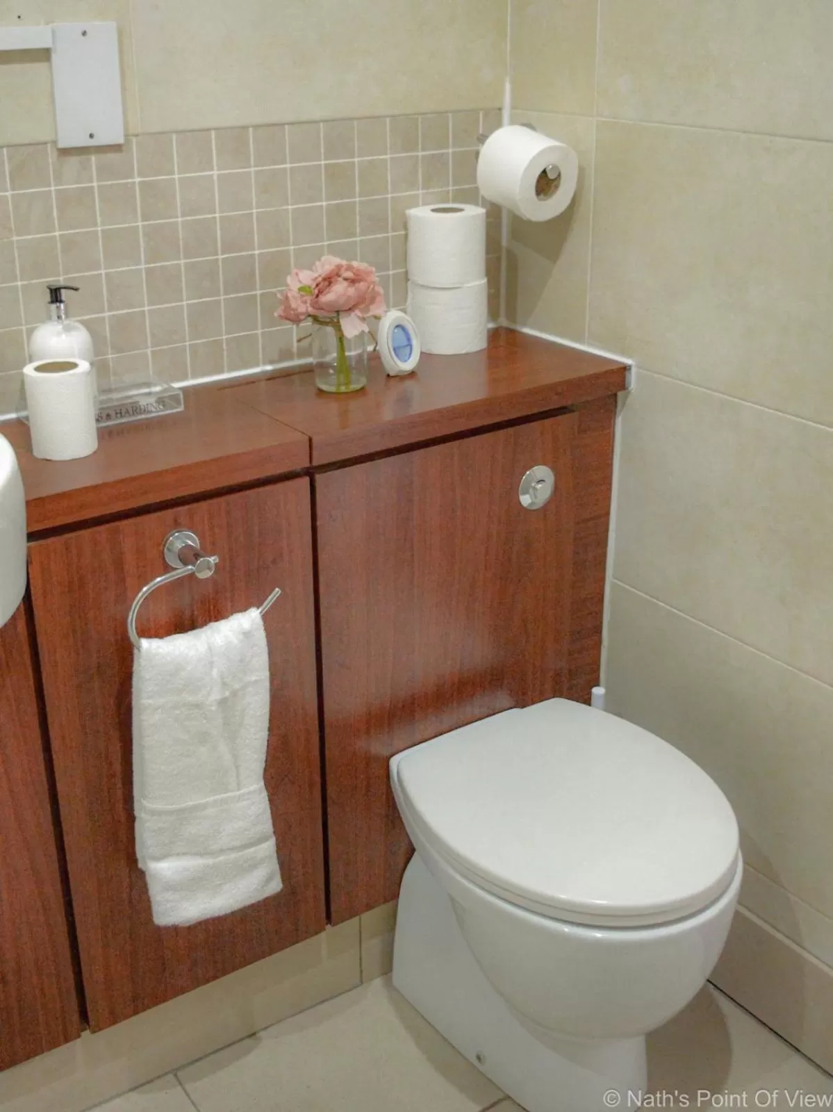 Bathroom in Redstones