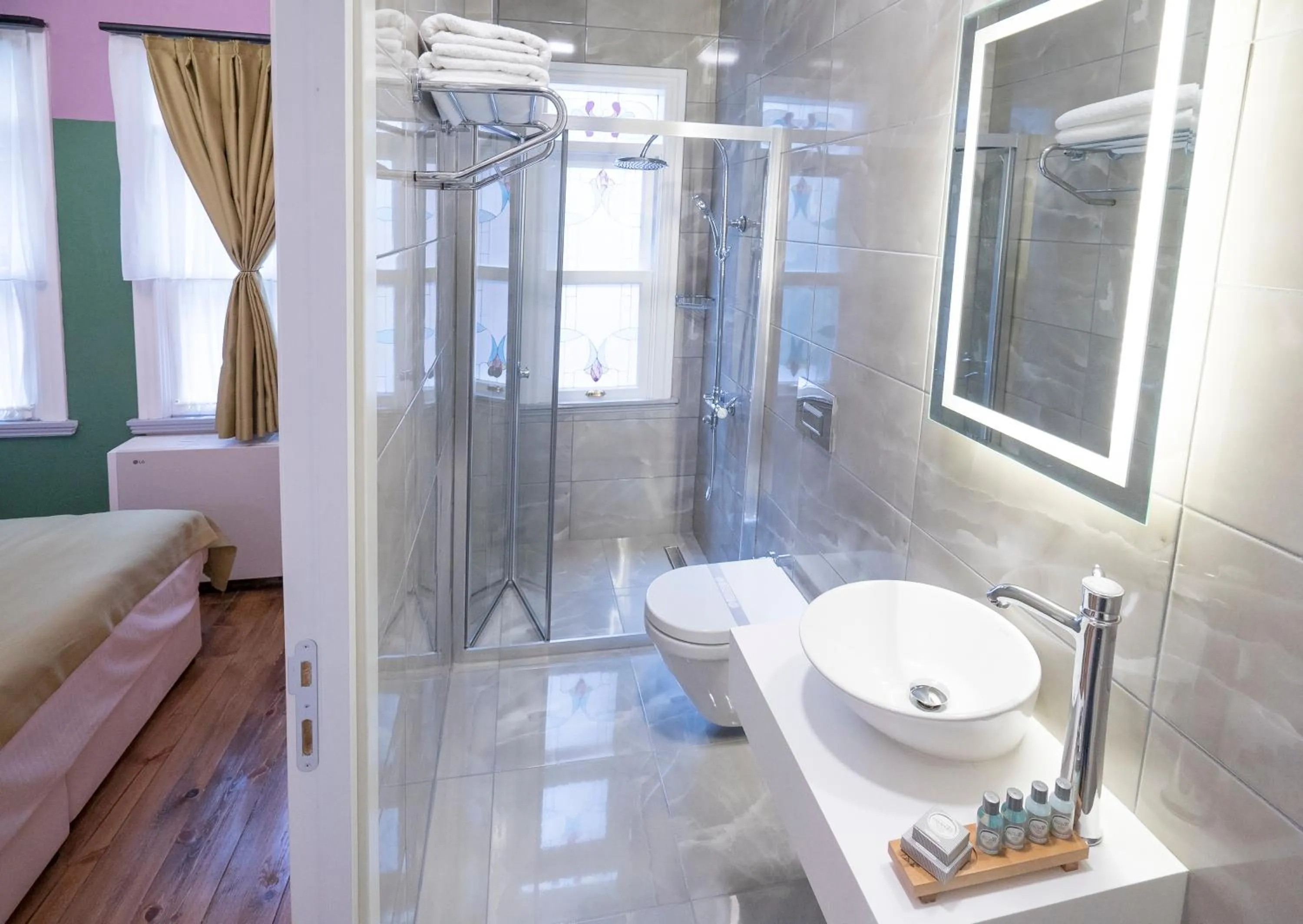 Bathroom in Best Pasaport Pier Otel Kadıköy