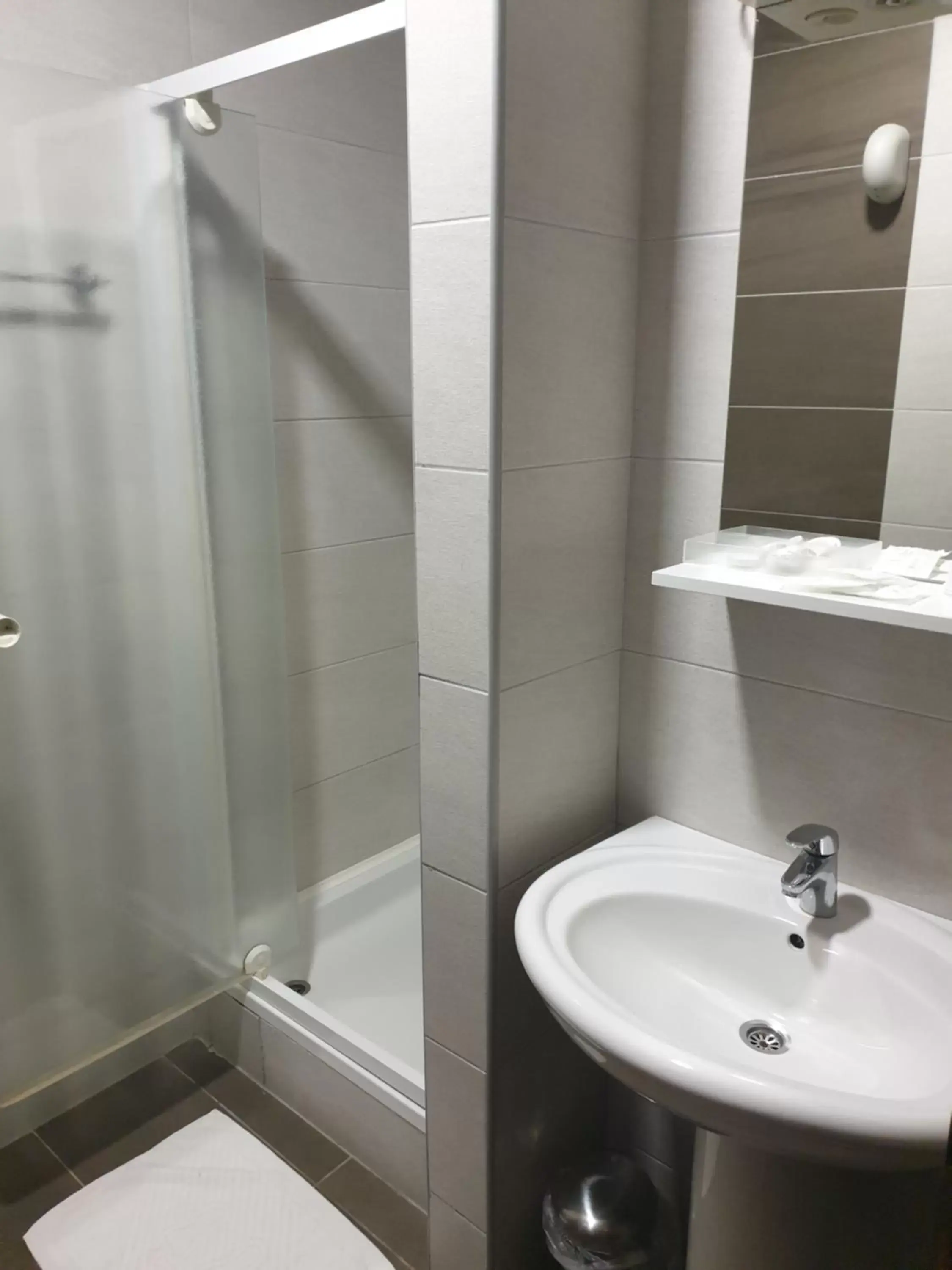 Standard Double or Twin Room in Hotel Storia Standard Double or Twin Room in Hotel Storia