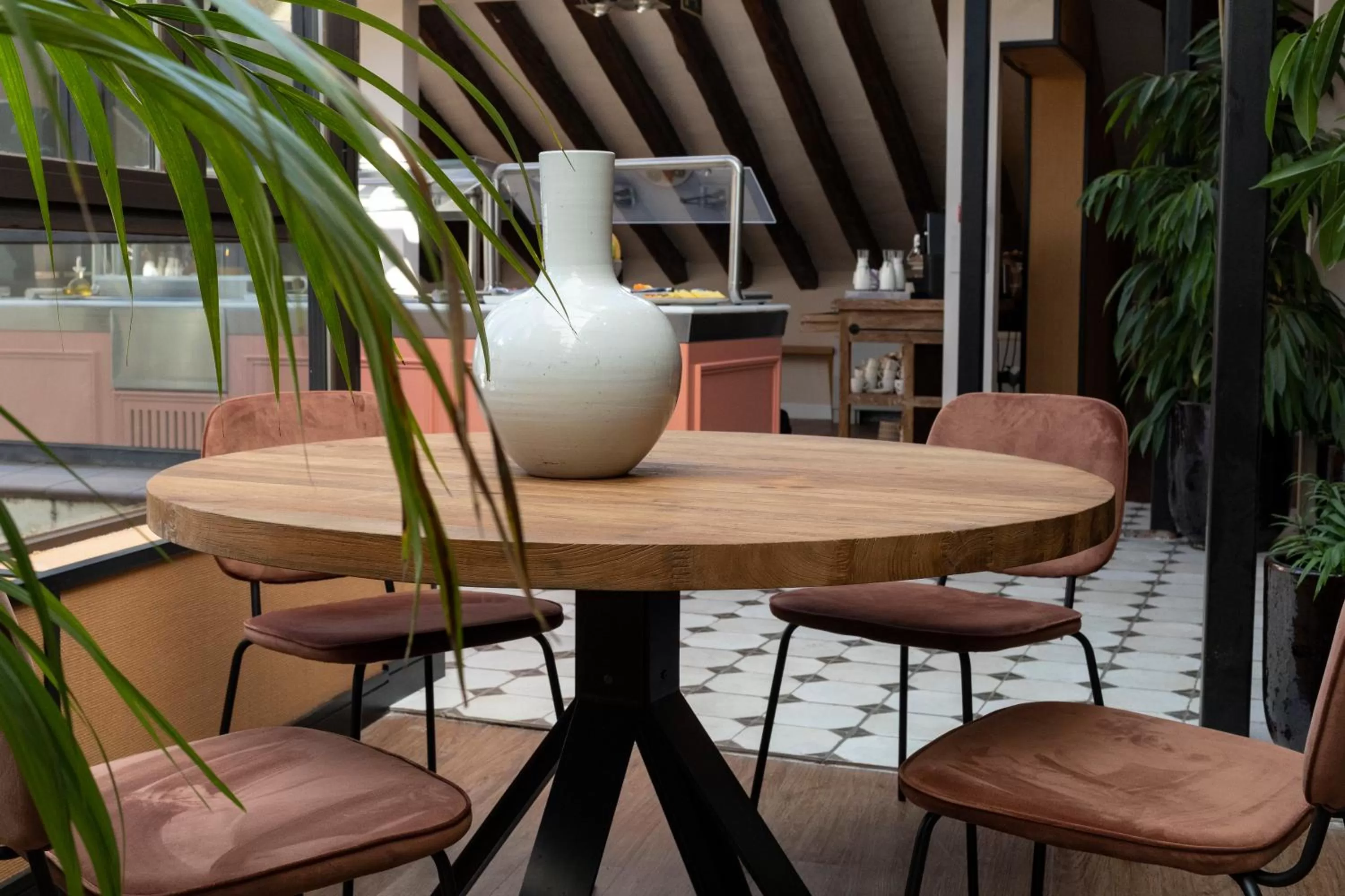 Breakfast in Petit Palace Preciados