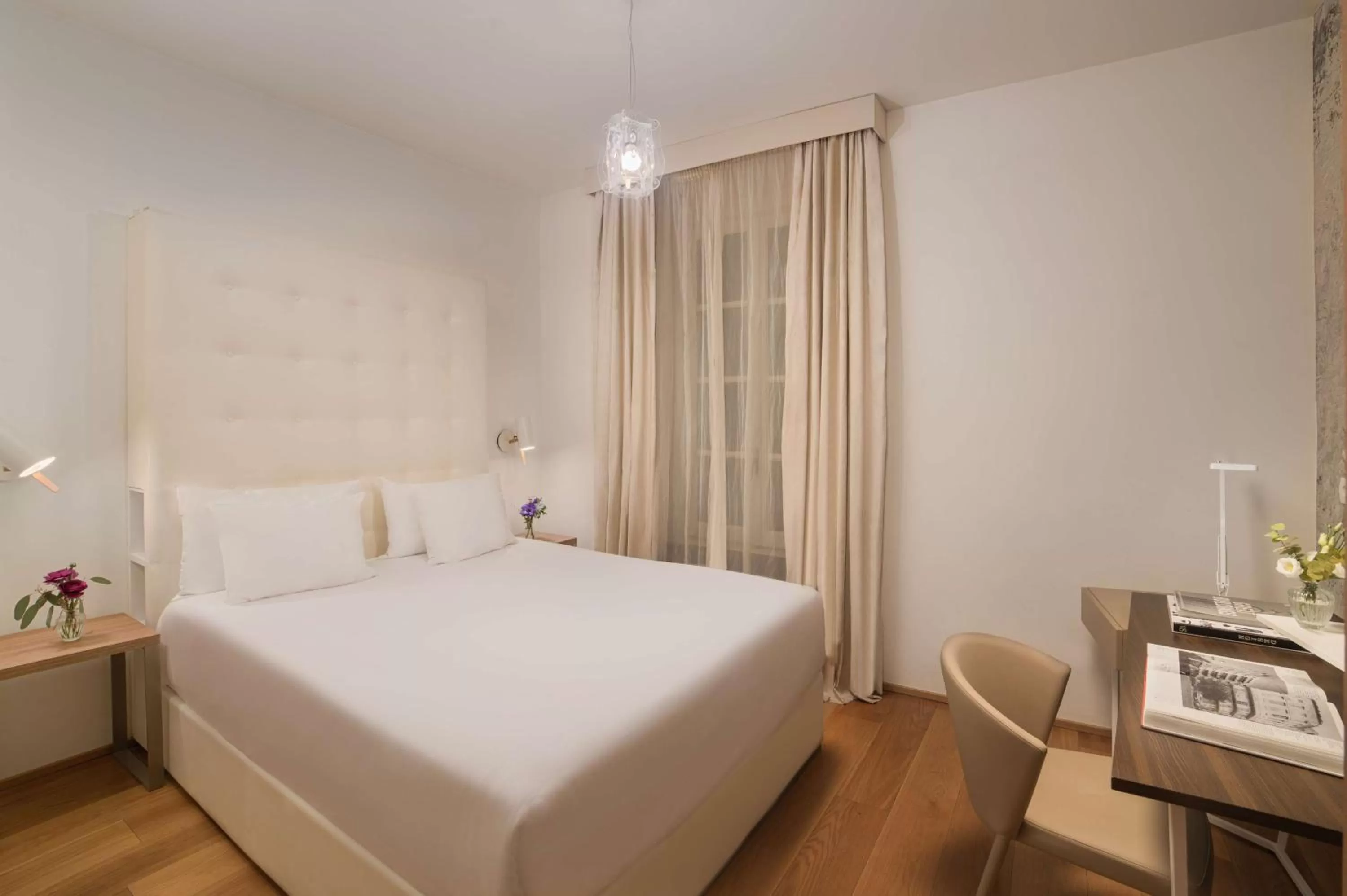 Room Avani in Avani Palazzo Moscova Milan Hotel -Previously NH Palazzo Moscova-