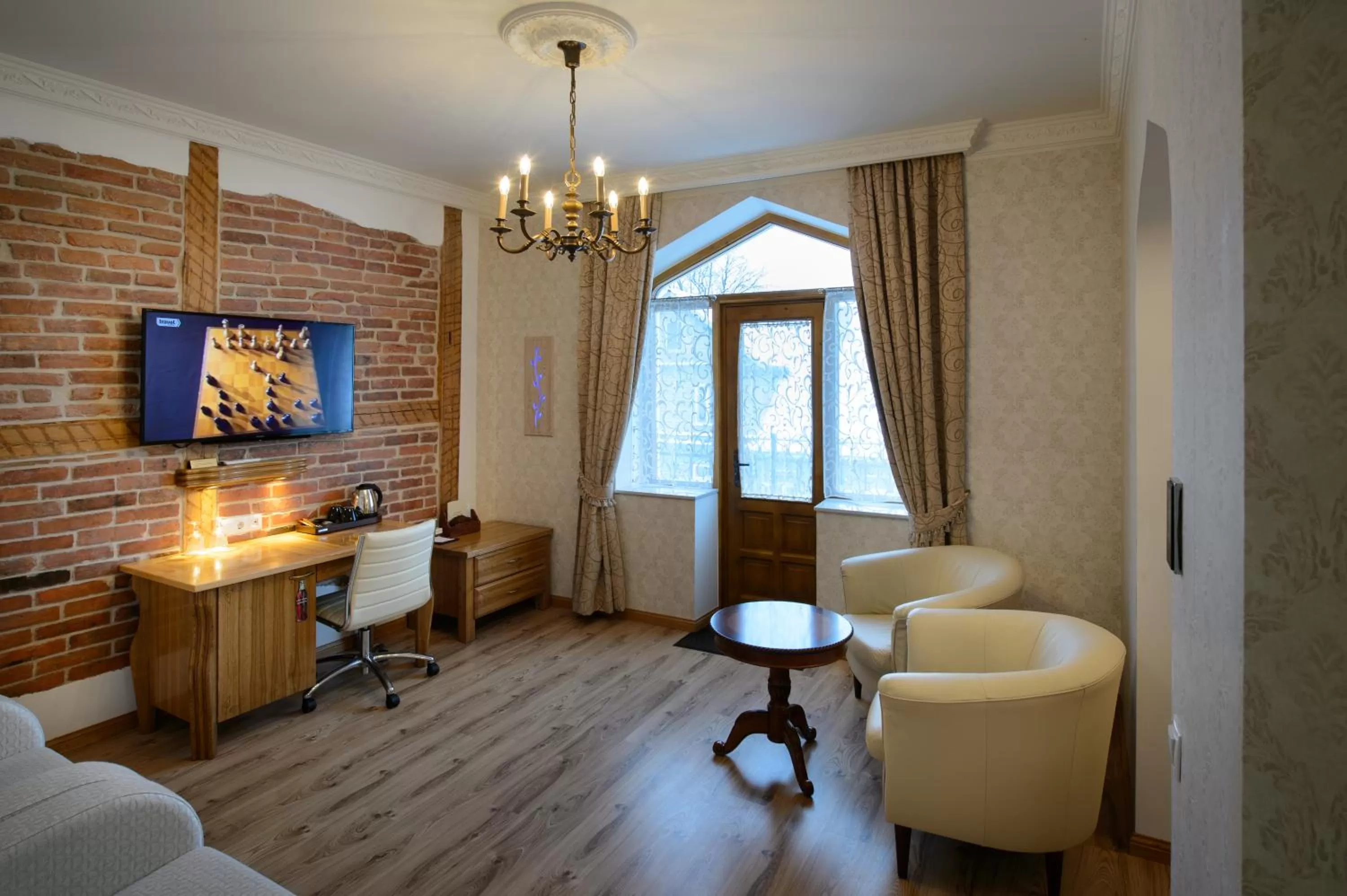 Photo of the whole room in Georgi Hotell