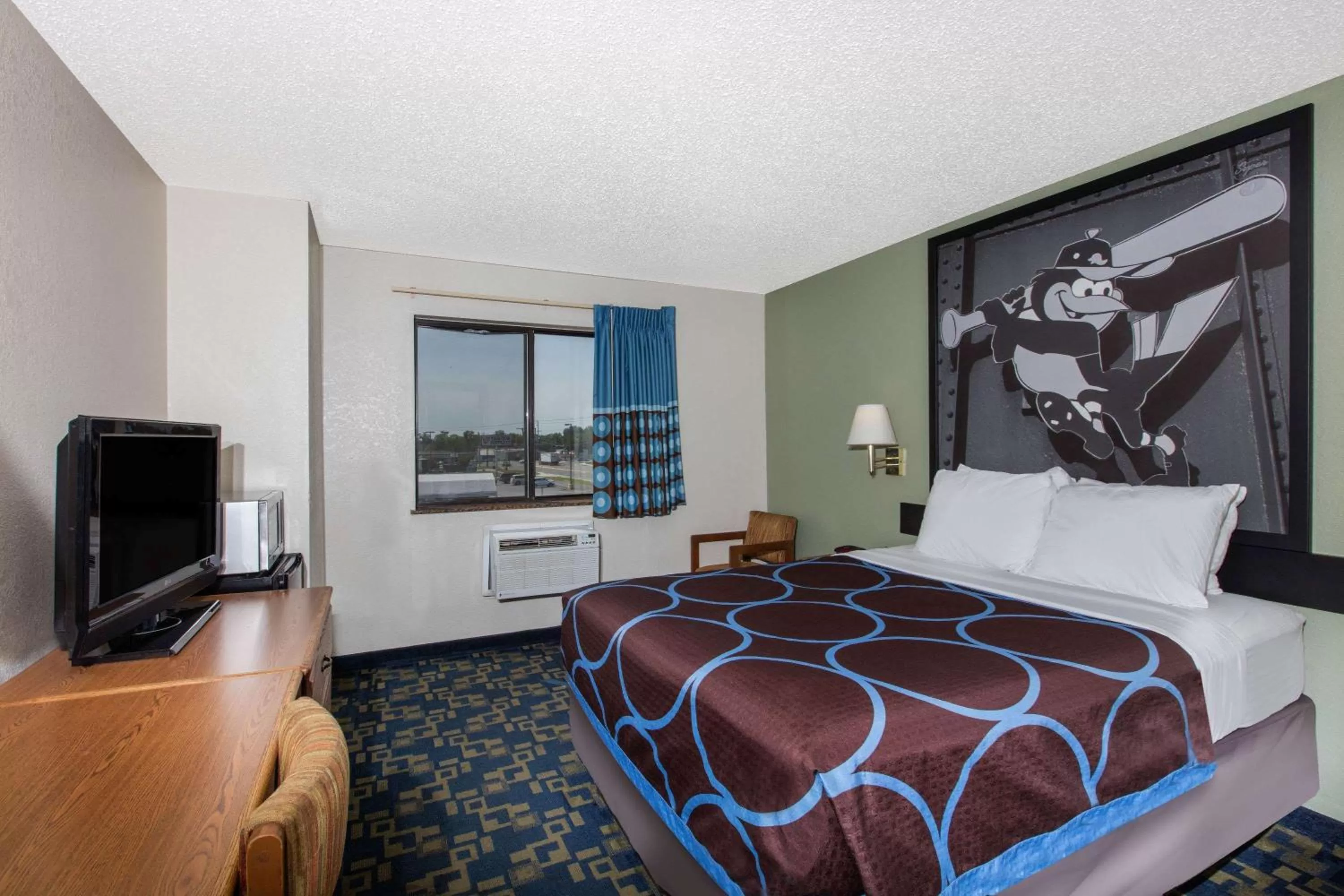 Photo of the whole room, Bed in Super 8 by Wyndham Aberdeen MD