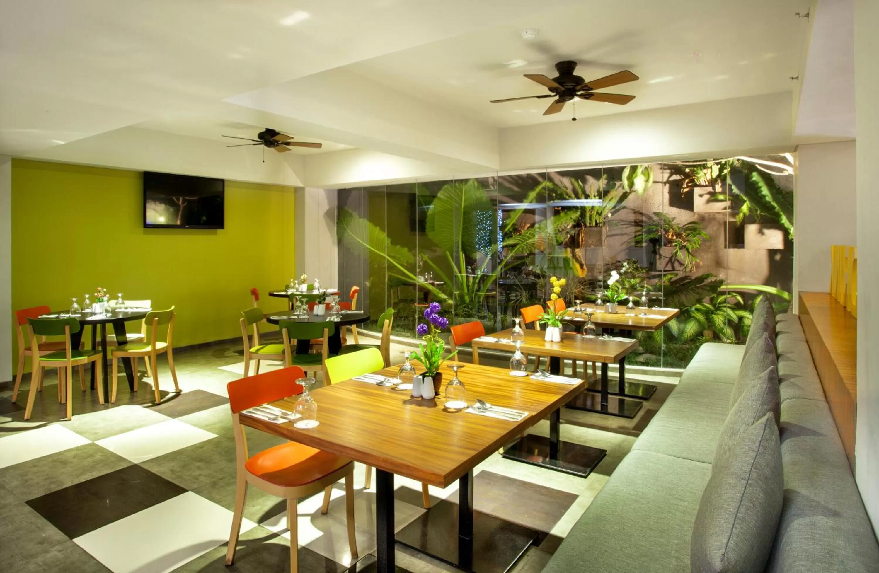 Restaurant/places to eat in Ion Bali Benoa