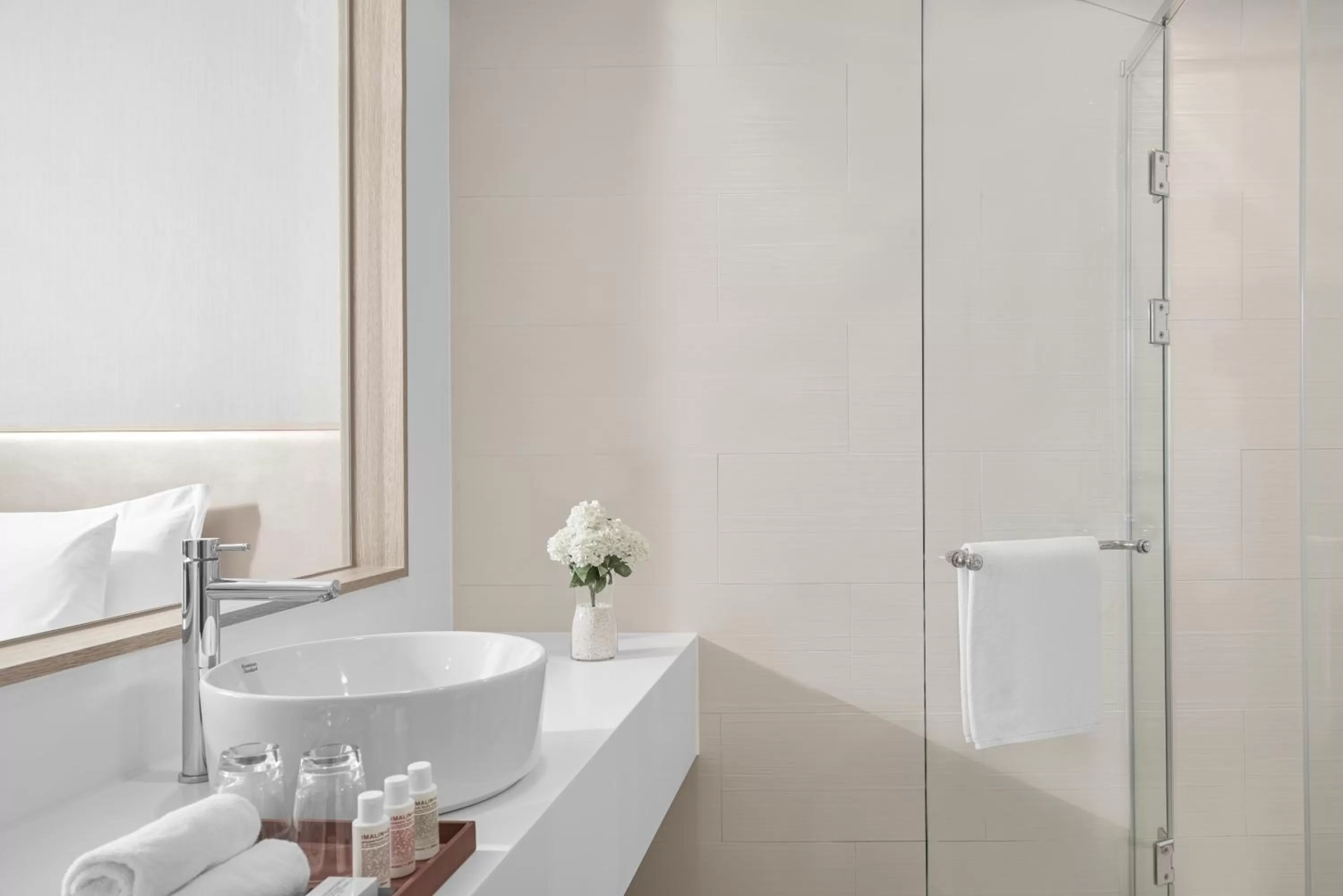 Bathroom in Avani Central Busan