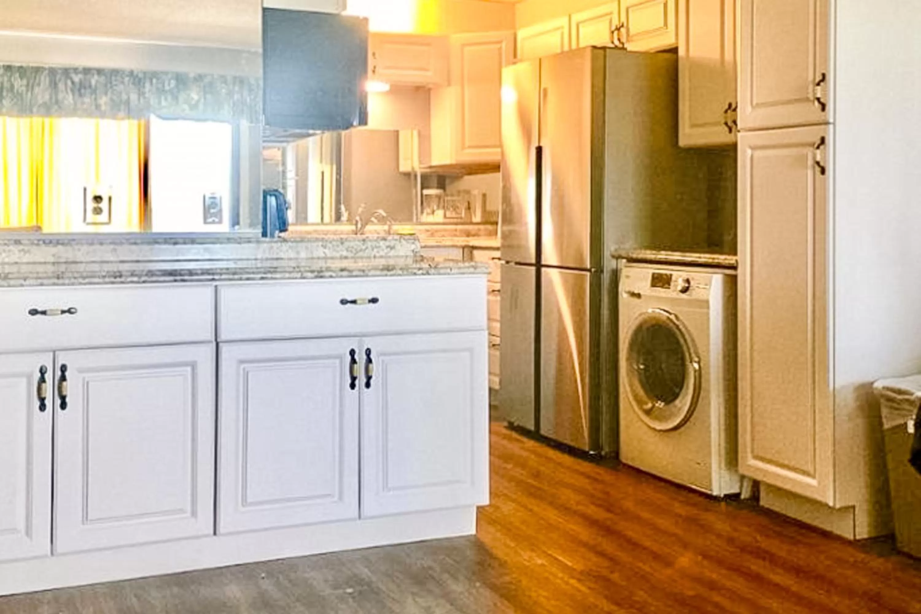 Kitchen/Kitchenette in The Summit