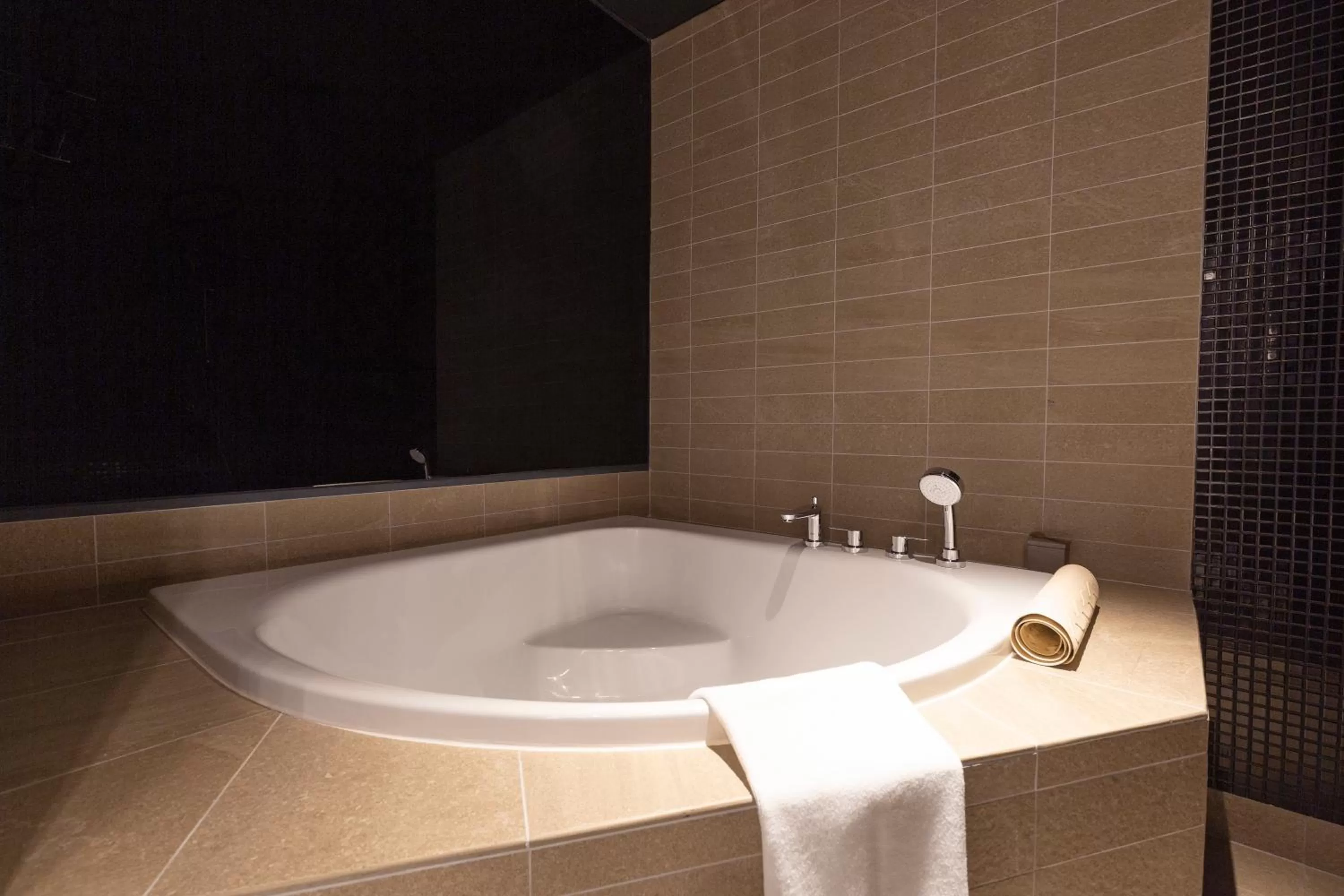 Bath in SUN & MOON, Riverside Hotel